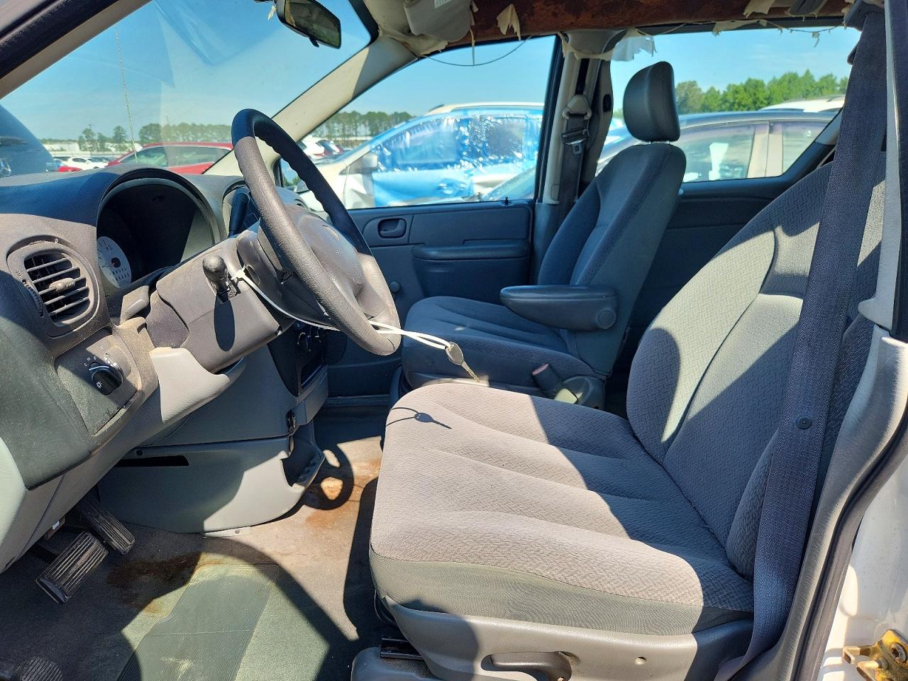 2006 Dodge Caravan Se White vin: 1D4GP25B56B662429