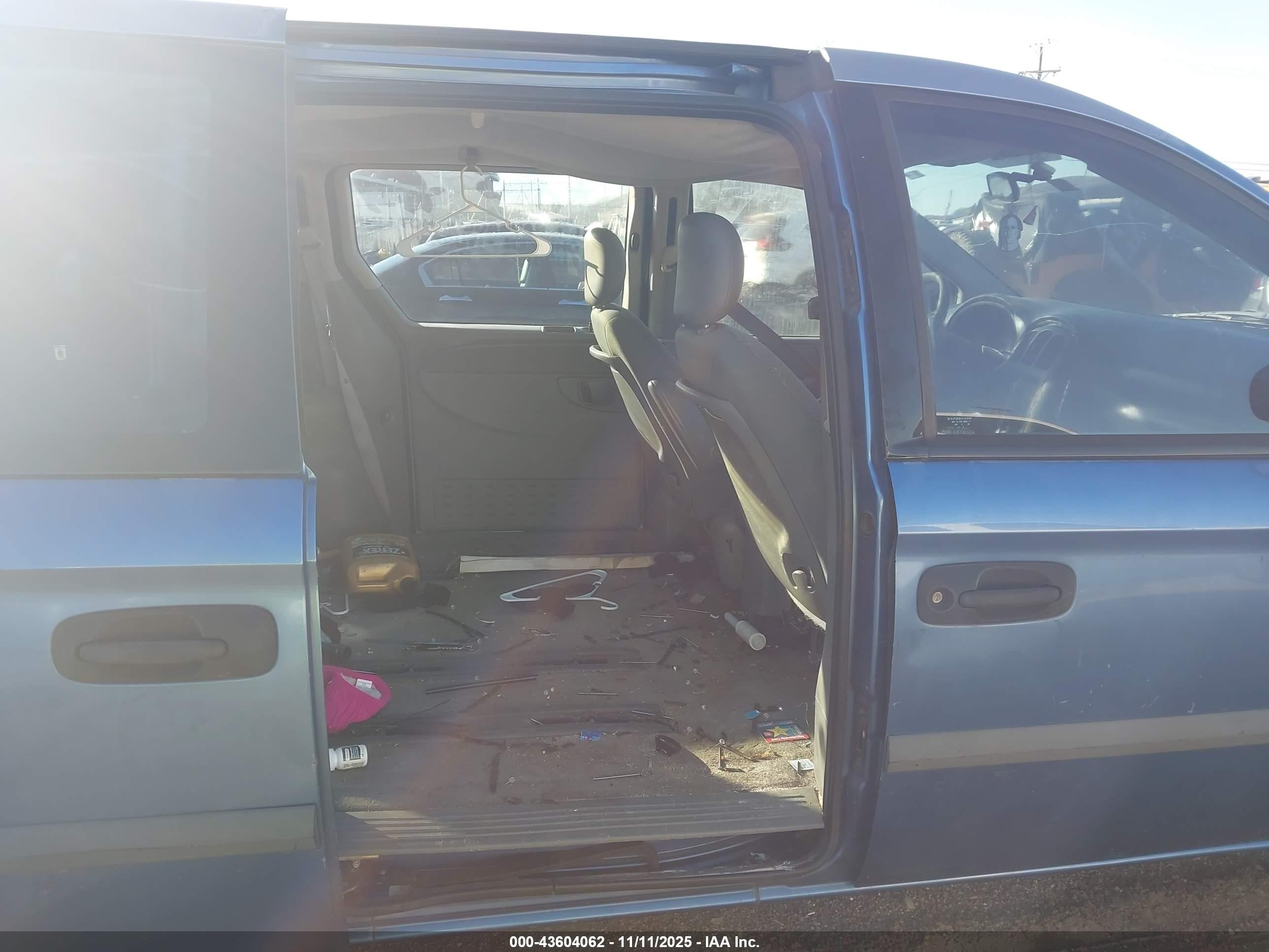 2007 Dodge Caravan Se Синий vin: 1D4GP25B77B111436
