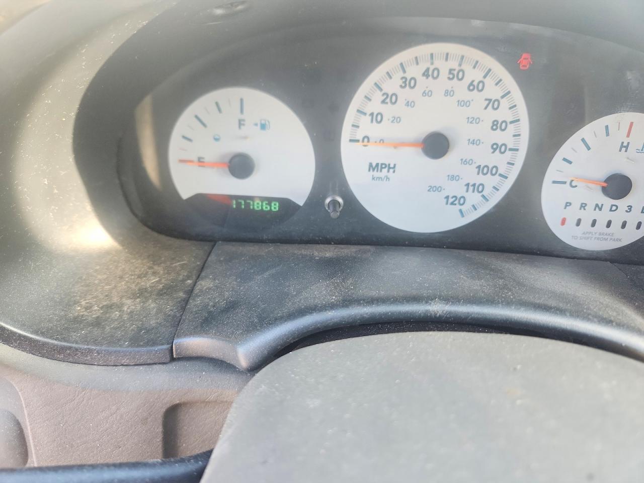 2005 Dodge Caravan Se Серый vin: 1D4GP25B85B316485