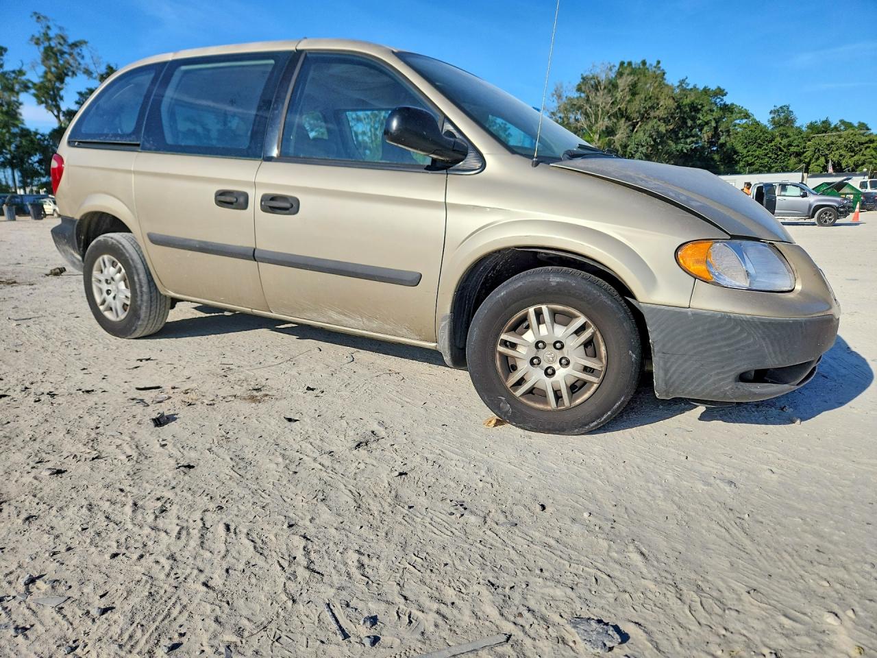 2005 Dodge Caravan Se Серый vin: 1D4GP25B85B316485