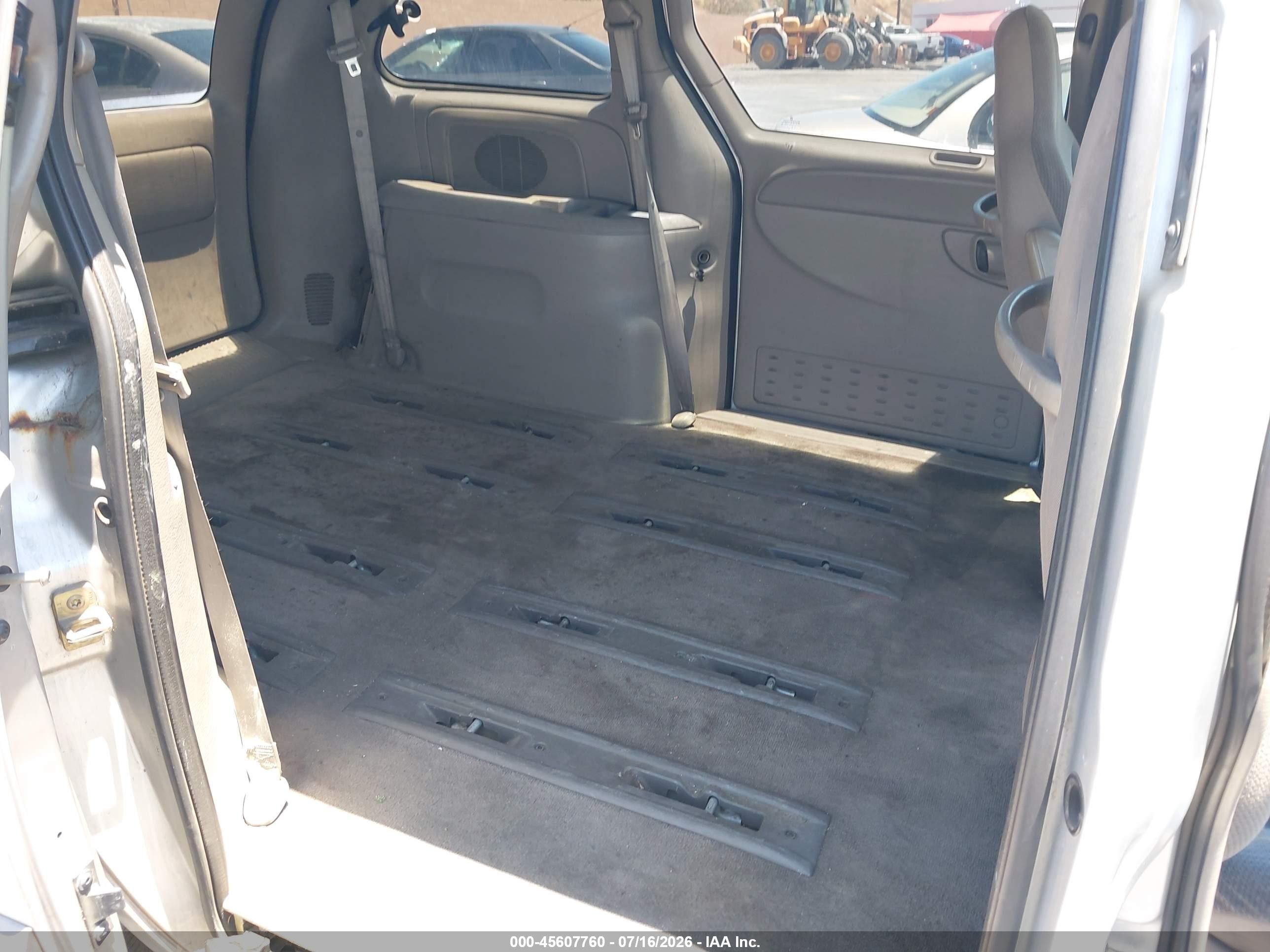 2003 Dodge Caravan Se Silver vin: 1D4GP25BX3B222492