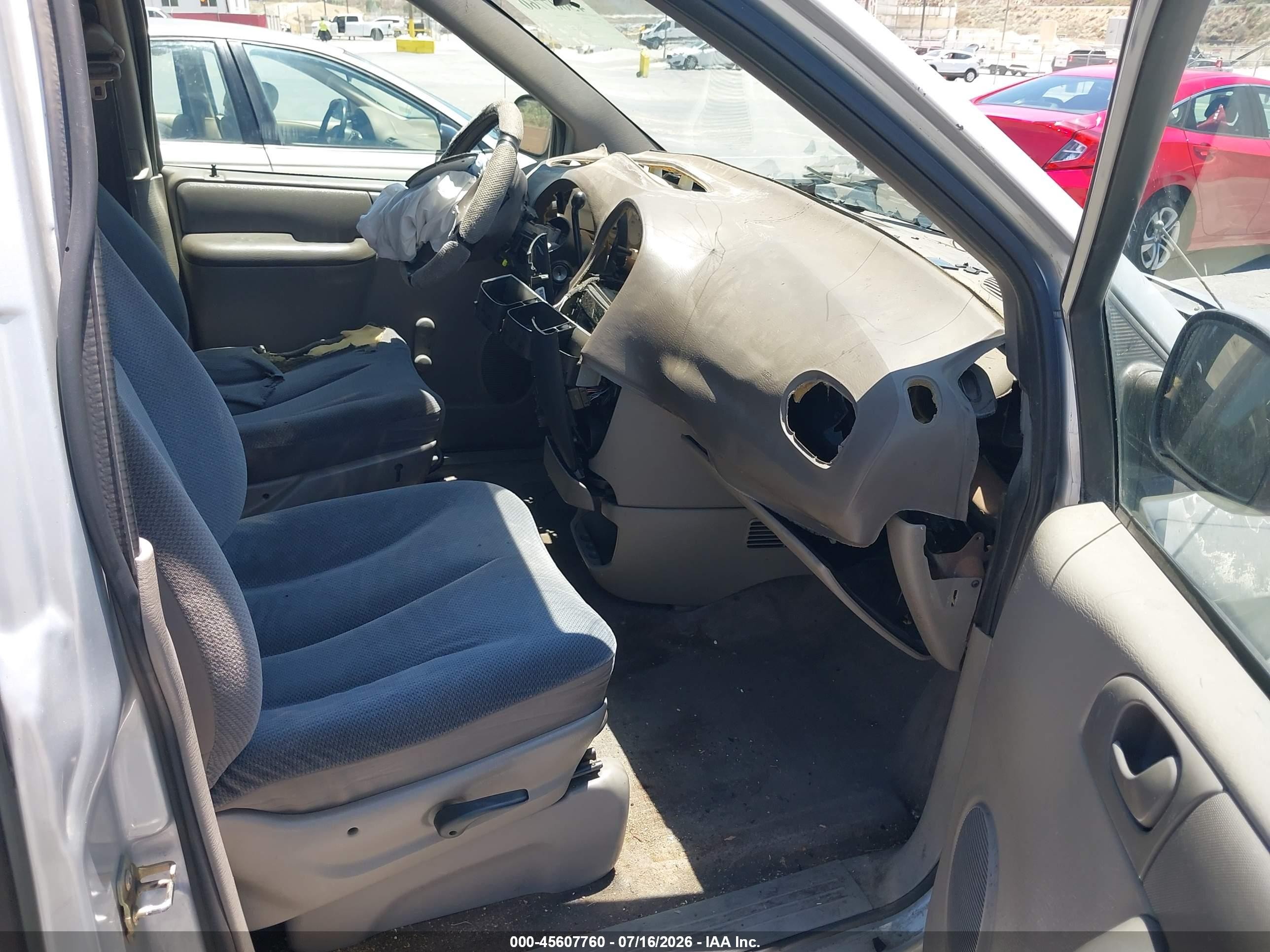 2003 Dodge Caravan Se Silver vin: 1D4GP25BX3B222492
