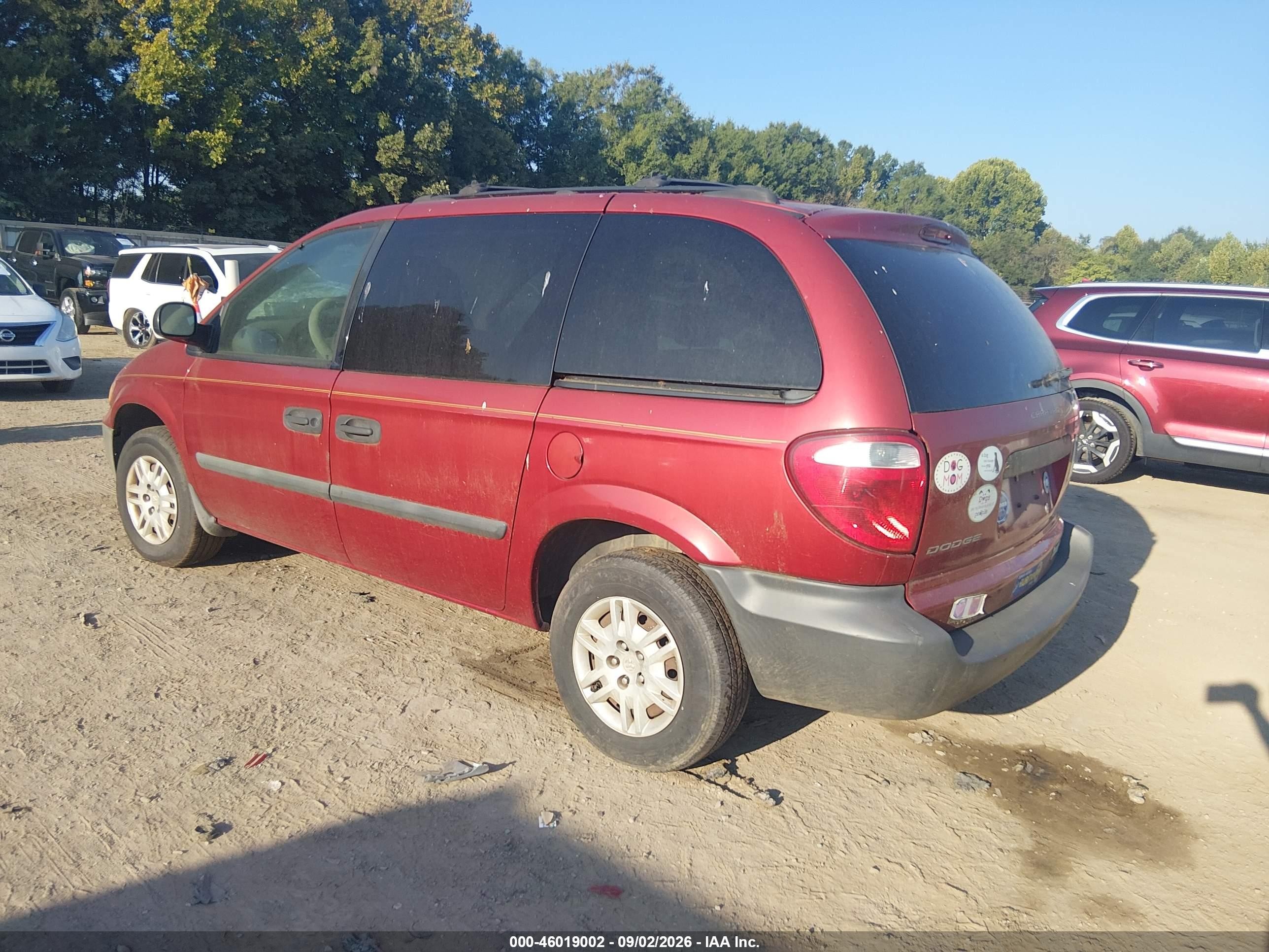 2005 Dodge Caravan Se Красный vin: 1D4GP25BX5B117129