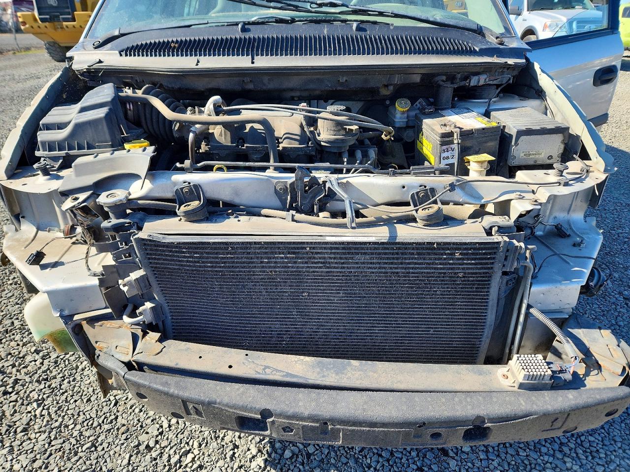 2005 Dodge Caravan Se Silver vin: 1D4GP25E55B311254