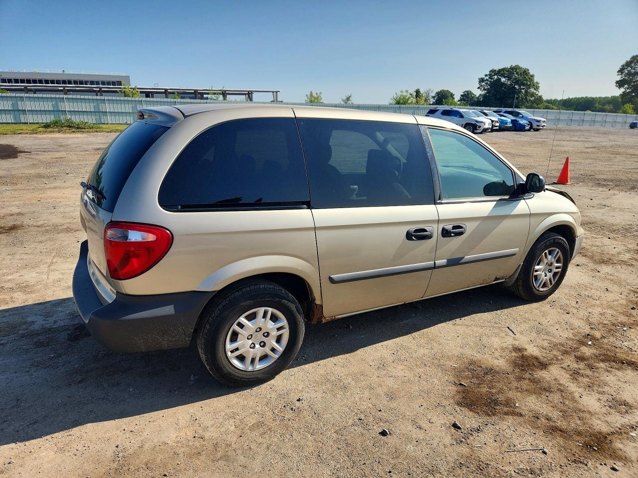 2007 Dodge Caravan Se Tan vin: 1D4GP25E67B236390