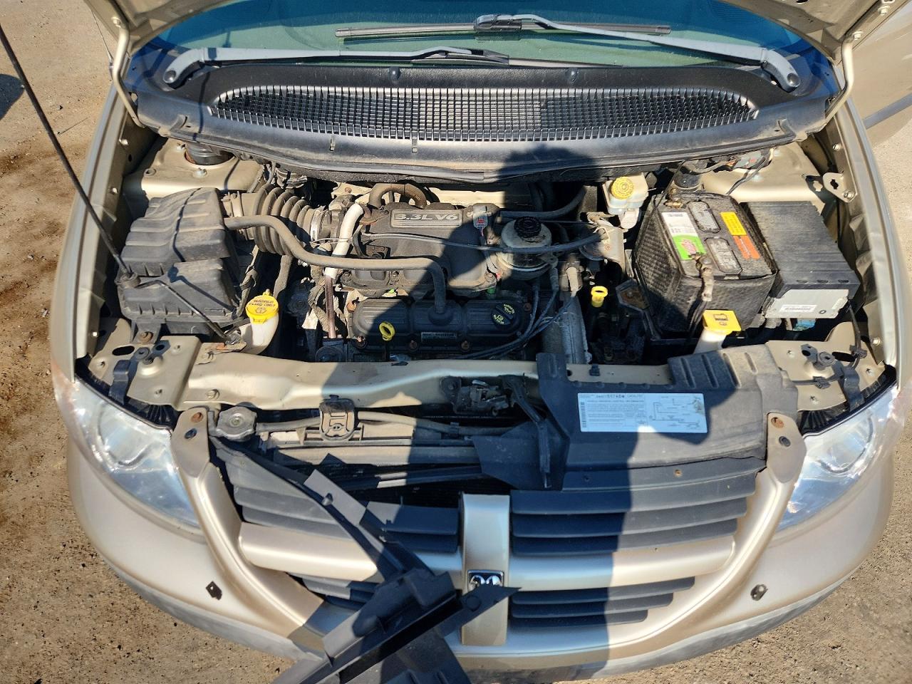 2007 Dodge Caravan Se Tan vin: 1D4GP25E67B236390