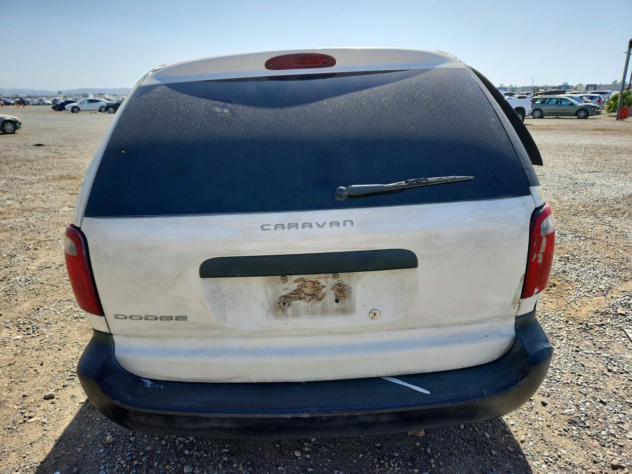 2005 Dodge Caravan Se White vin: 1D4GP25E85B237182