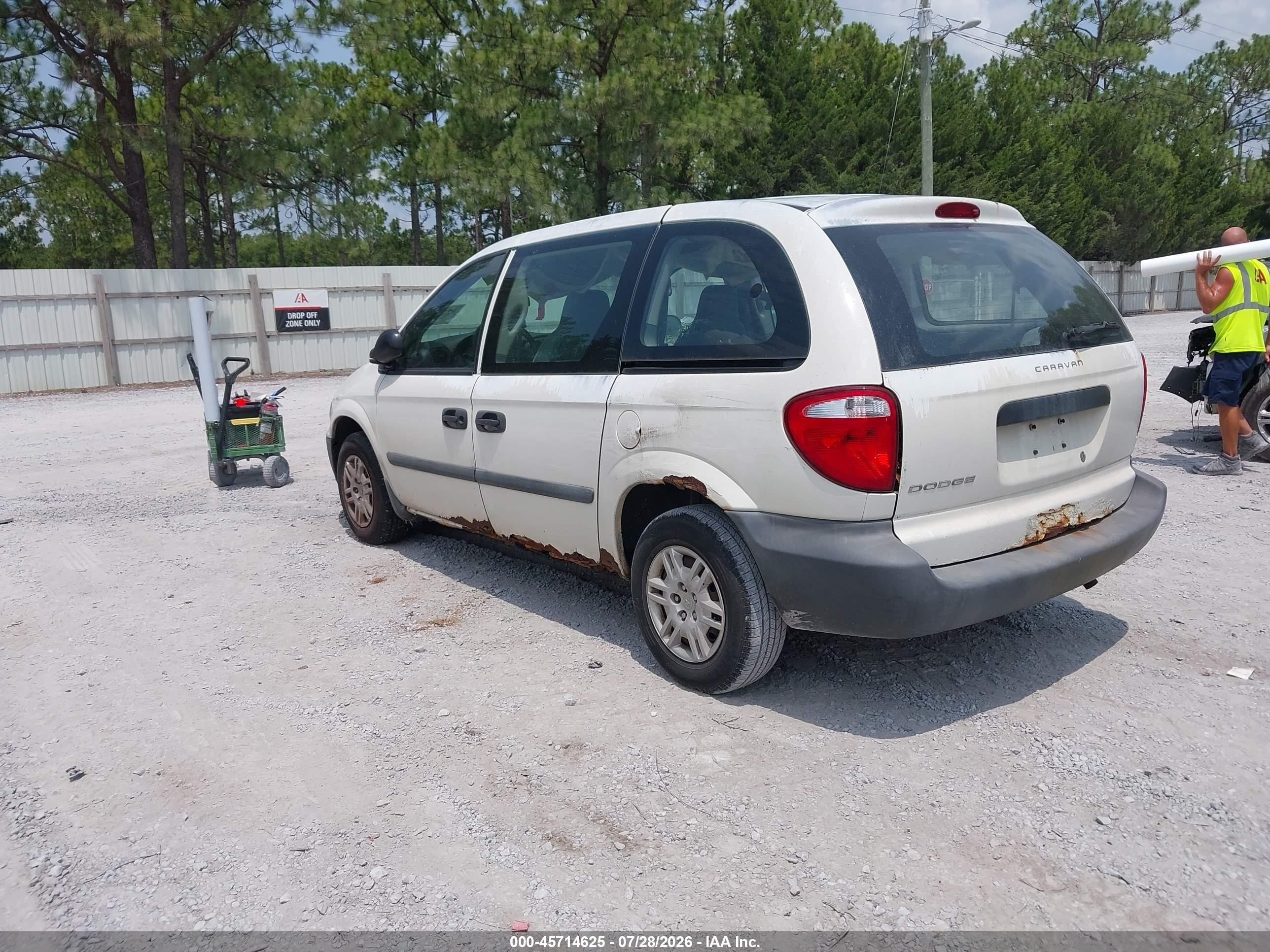 2005 Dodge Caravan Se White vin: 1D4GP25E85B249560
