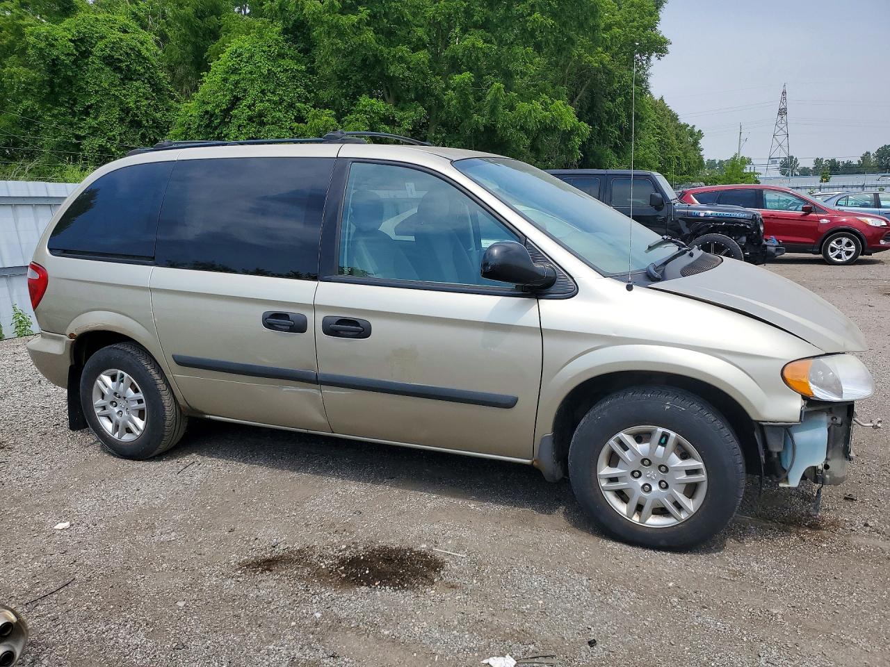 2005 Dodge Caravan Se Золотой vin: 1D4GP25R45B383260