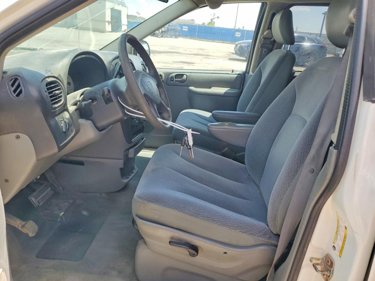 2005 Dodge Caravan Se White vin: 1D4GP25R55B378679