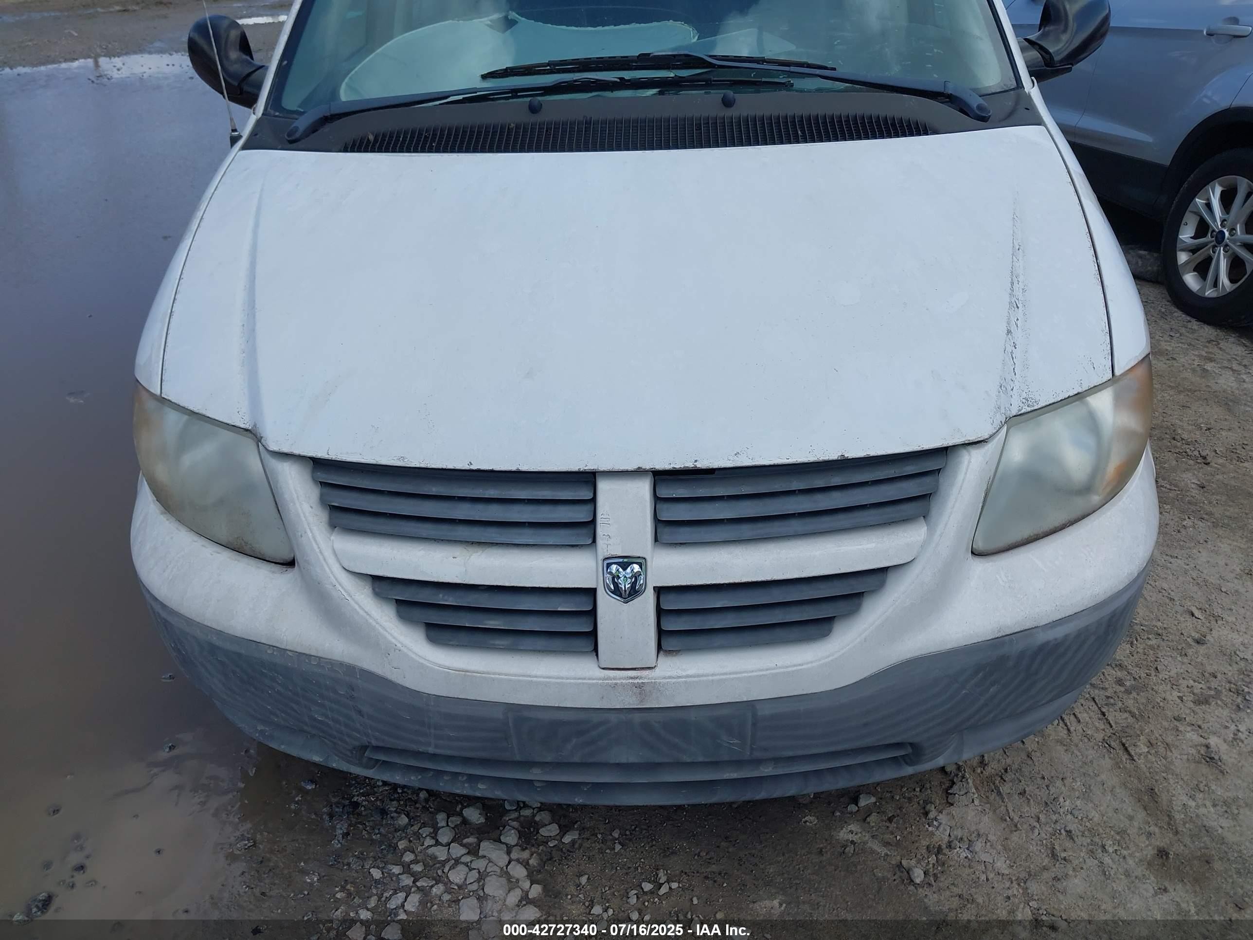 2006 Dodge Caravan Se White vin: 1D4GP25R56B657020