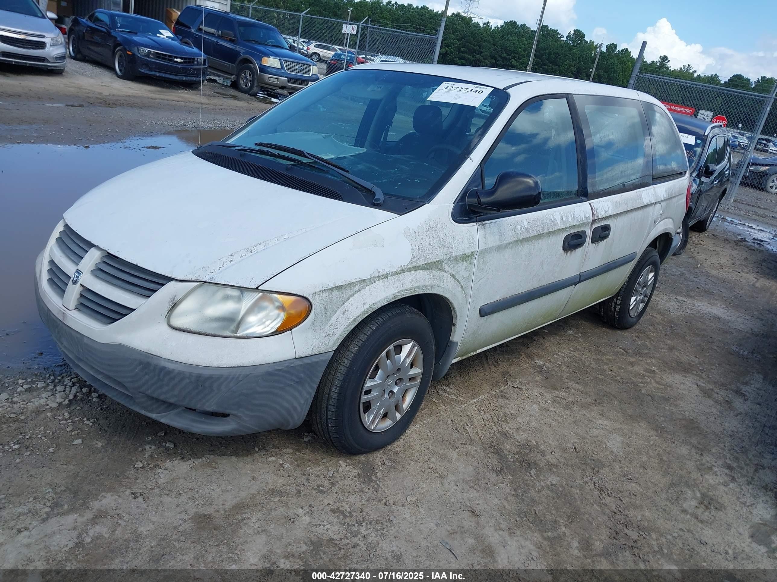 2006 Dodge Caravan Se White vin: 1D4GP25R56B657020