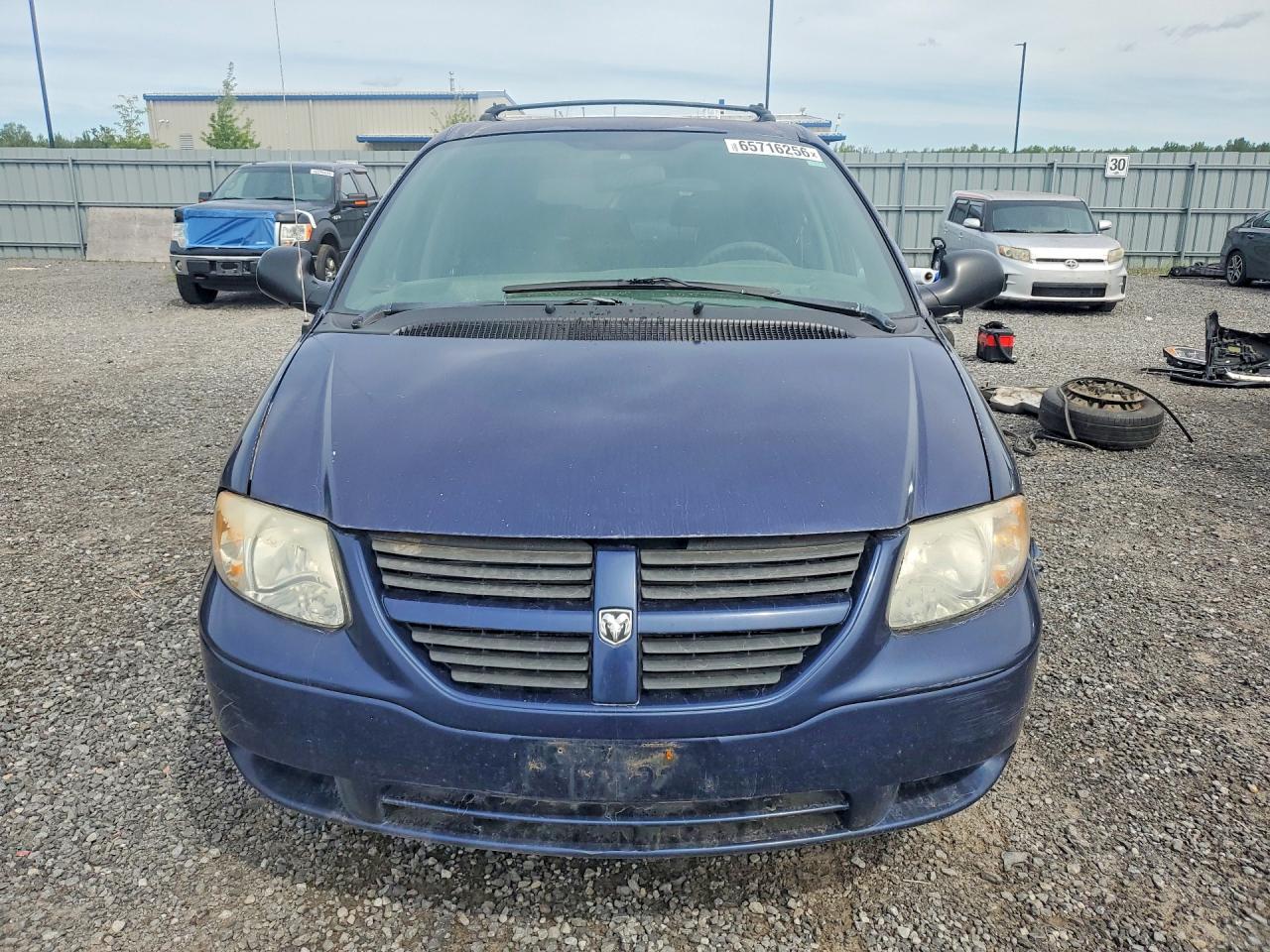 2005 Dodge Caravan Se Blue vin: 1D4GP25R65B148858