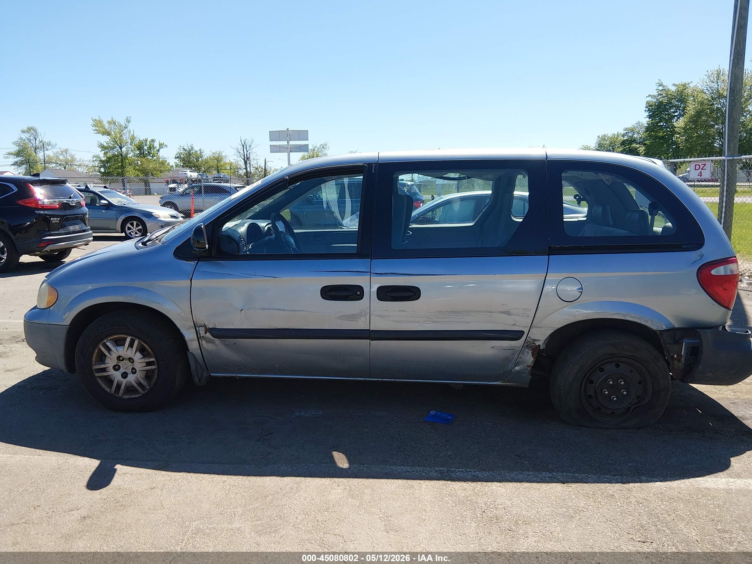 2005 Dodge Caravan Se Синий vin: 1D4GP25RX5B134350
