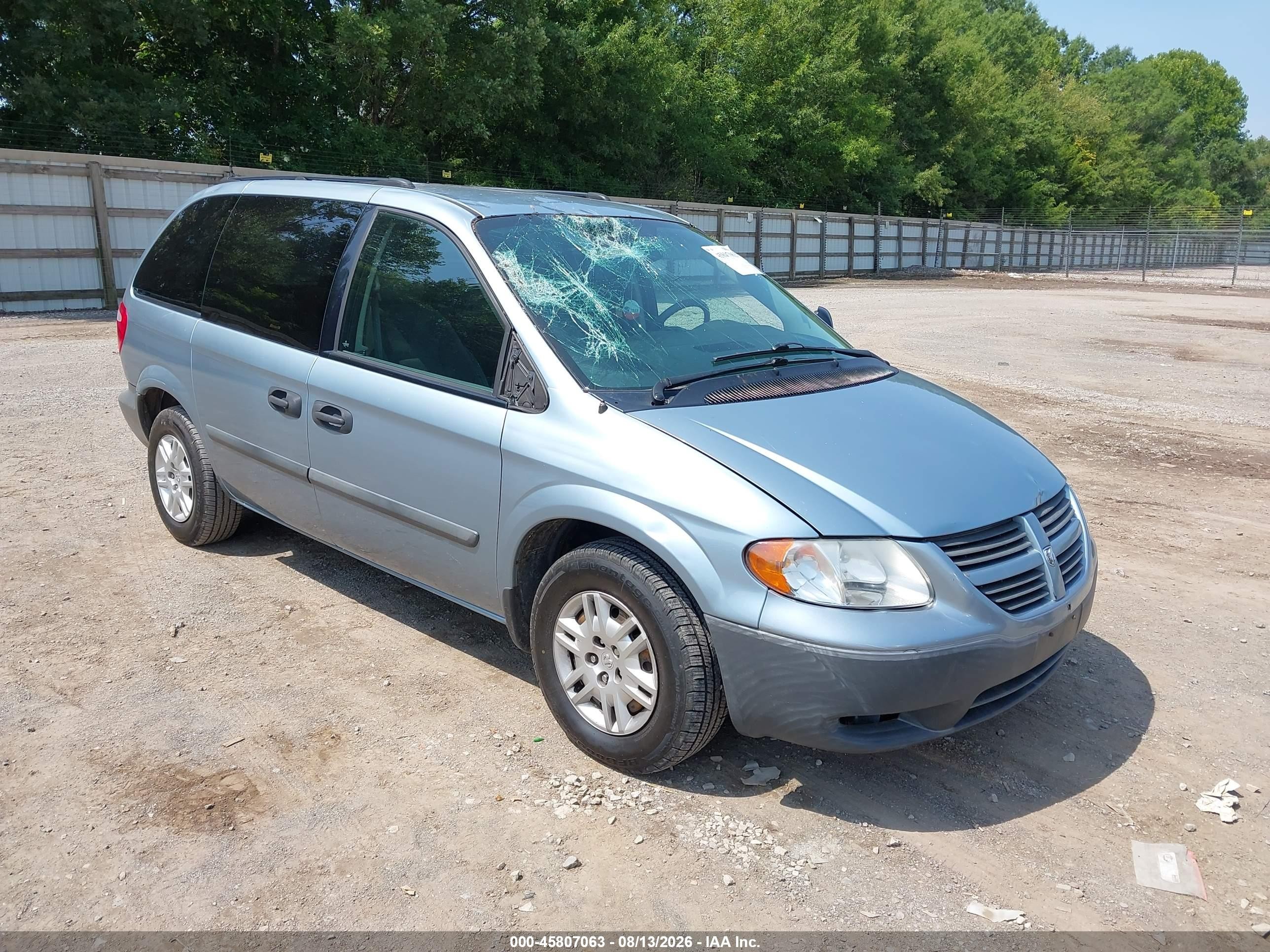 2005 Dodge Caravan Se Light Blue vin: 1D4GP25RX5B388429