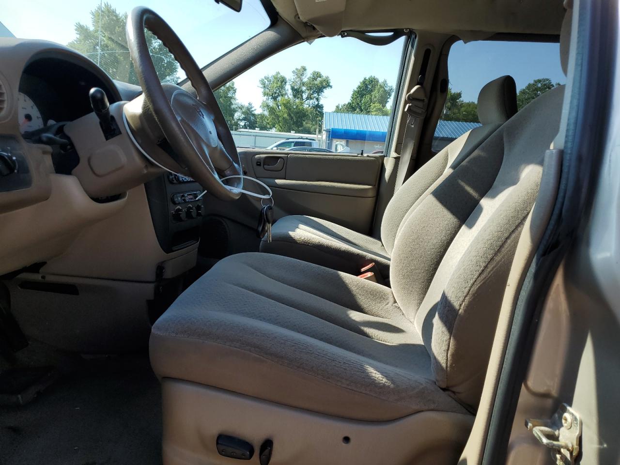 2003 Dodge Grand Caravan Sport Tan vin: 1D4GP44R33B290482