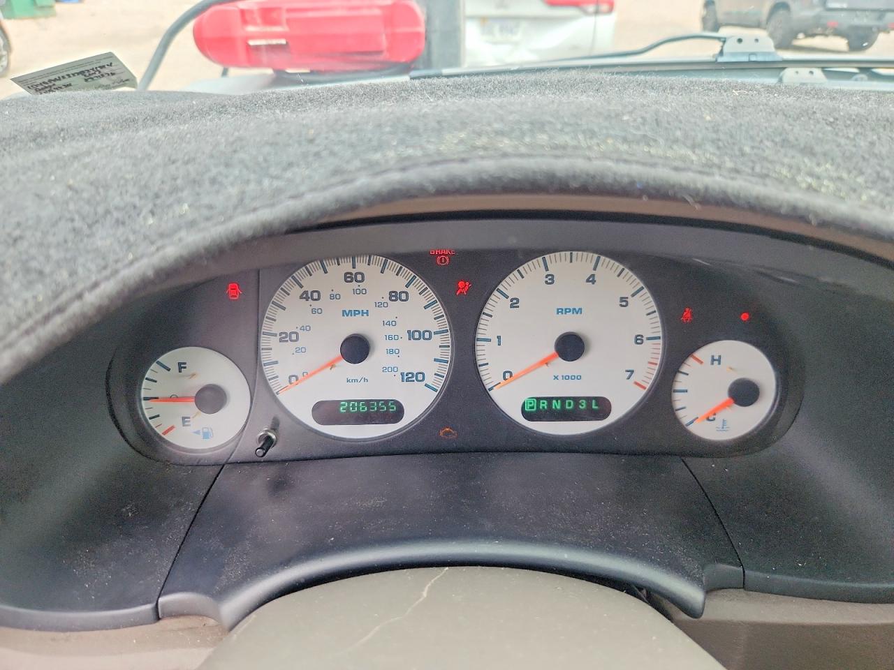 2003 Dodge Caravan Sport Silver vin: 1D4GP45333B341814