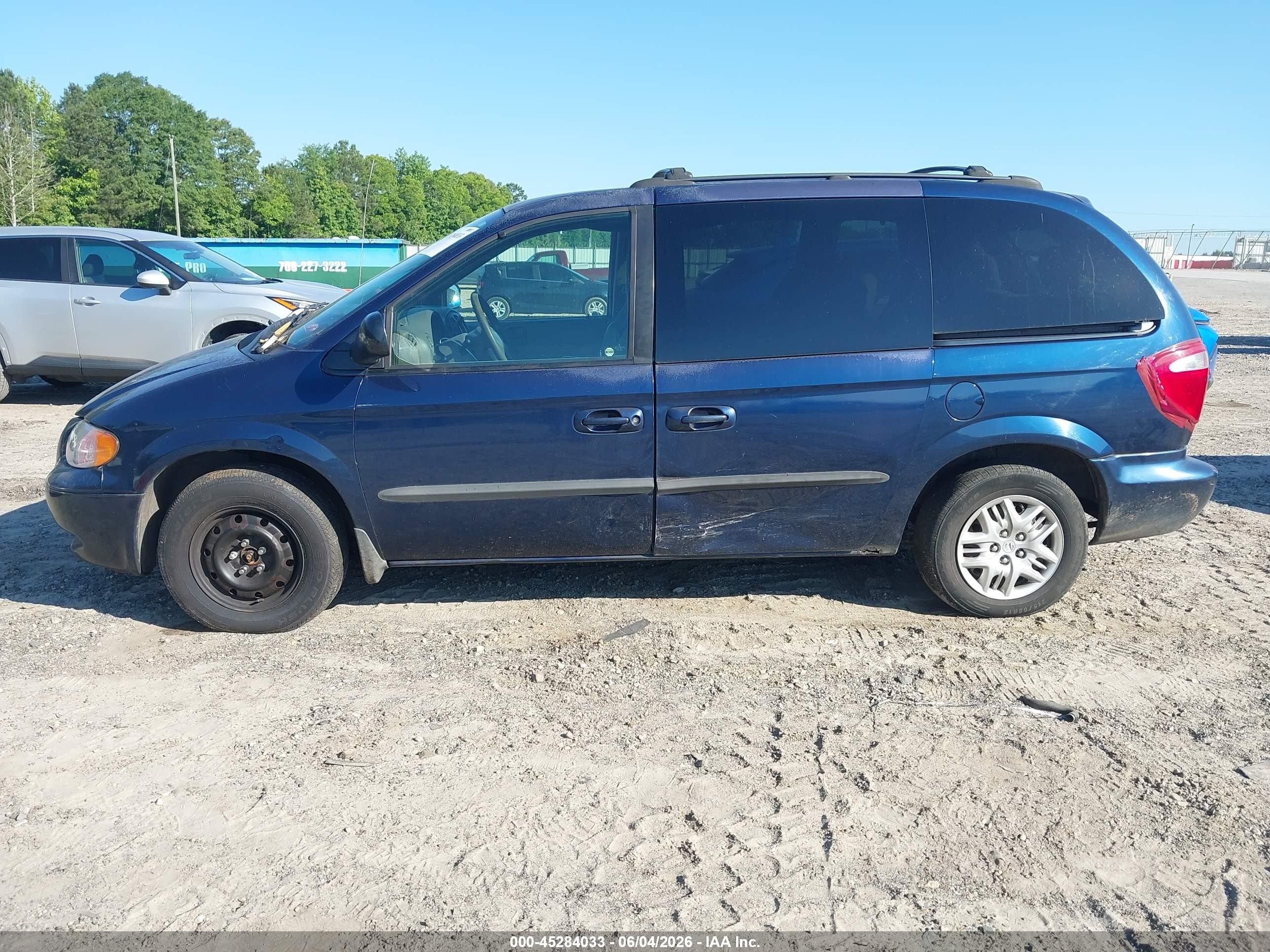 2003 Dodge Caravan Sport Blue vin: 1D4GP45383B166217