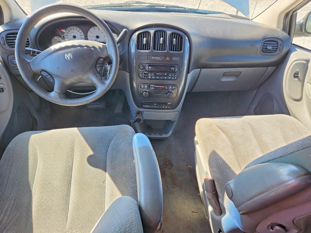 2005 Dodge Caravan Sxt Silver vin: 1D4GP45R05B360716