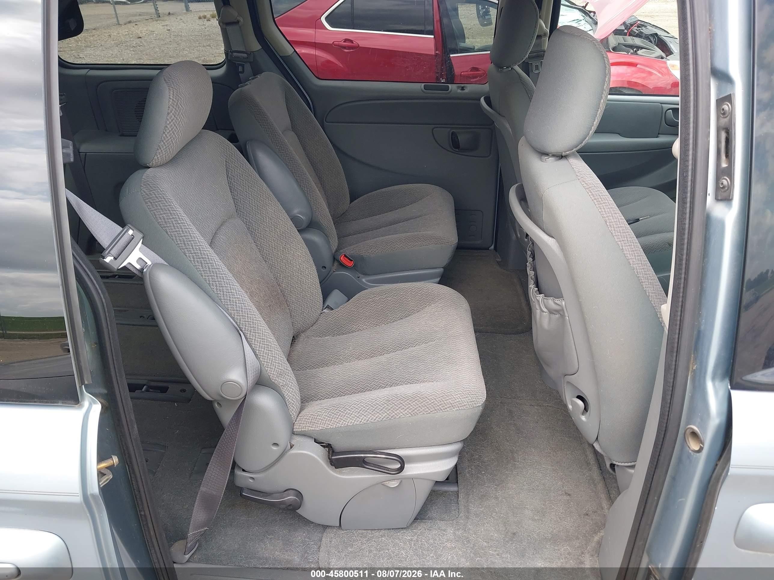 2006 Dodge Caravan Sxt Light Blue vin: 1D4GP45R16B759801