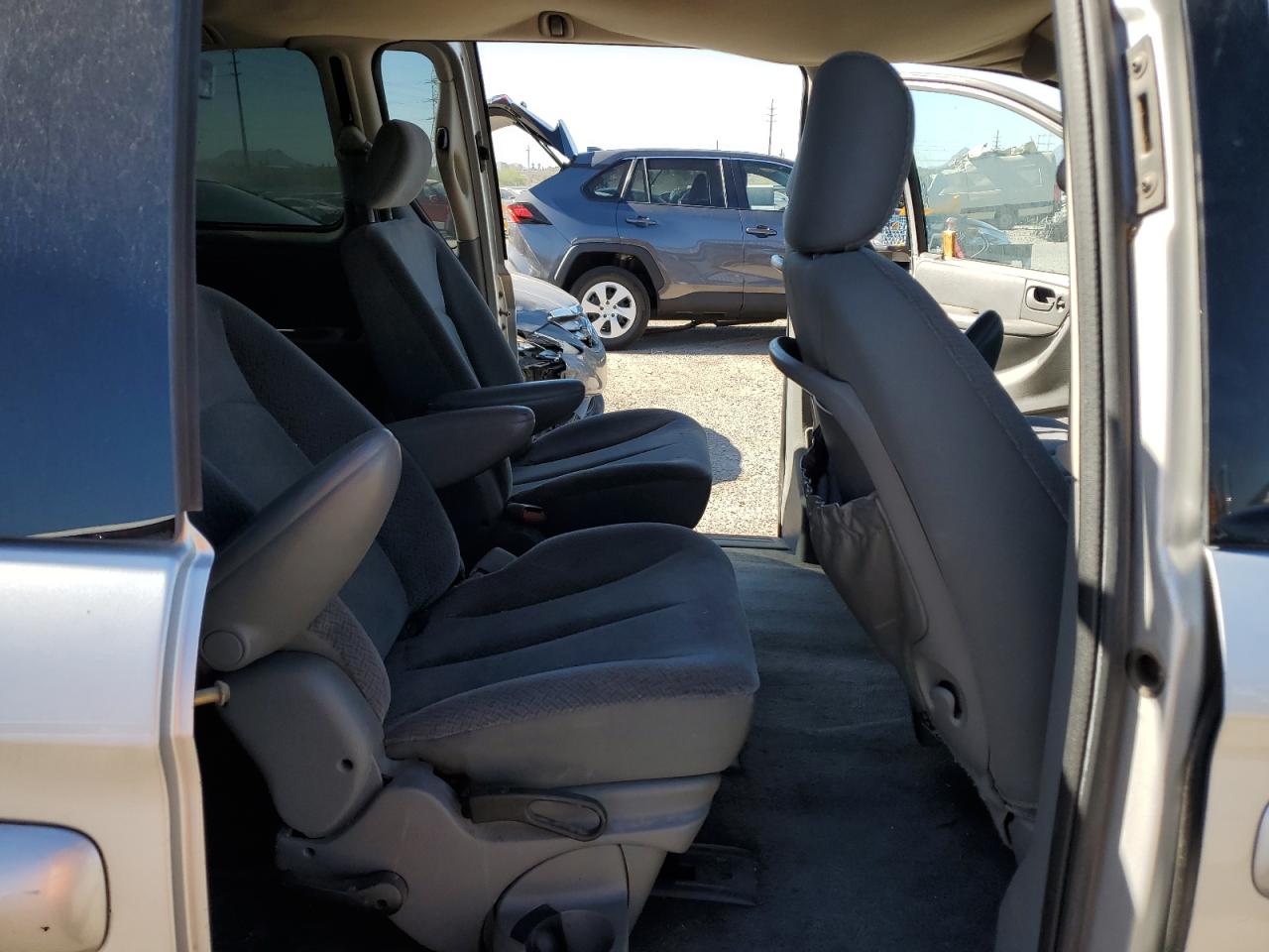 2006 Dodge Caravan Sxt Серебряный vin: 1D4GP45R26B509662