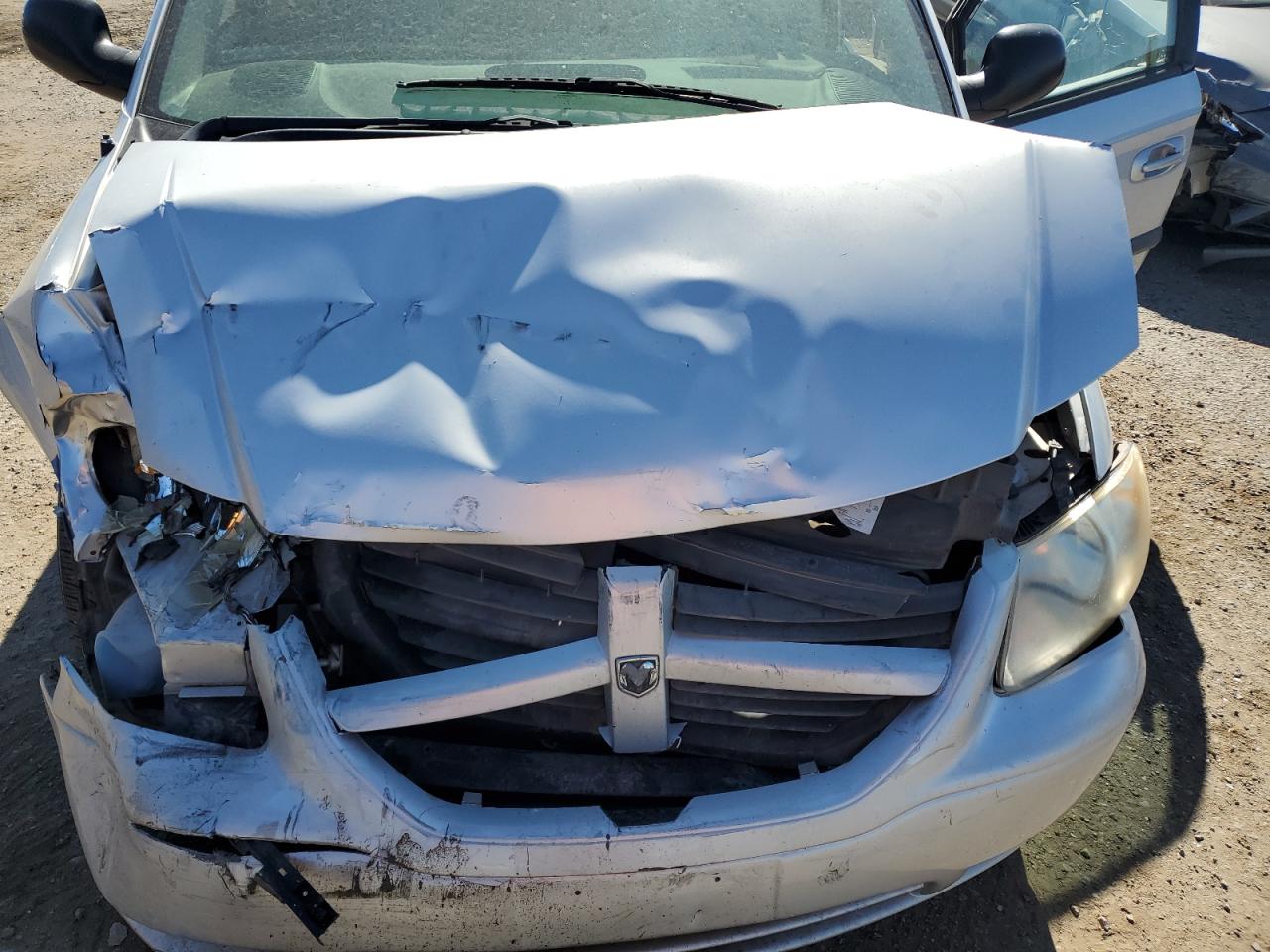 2006 Dodge Caravan Sxt Серебряный vin: 1D4GP45R26B509662