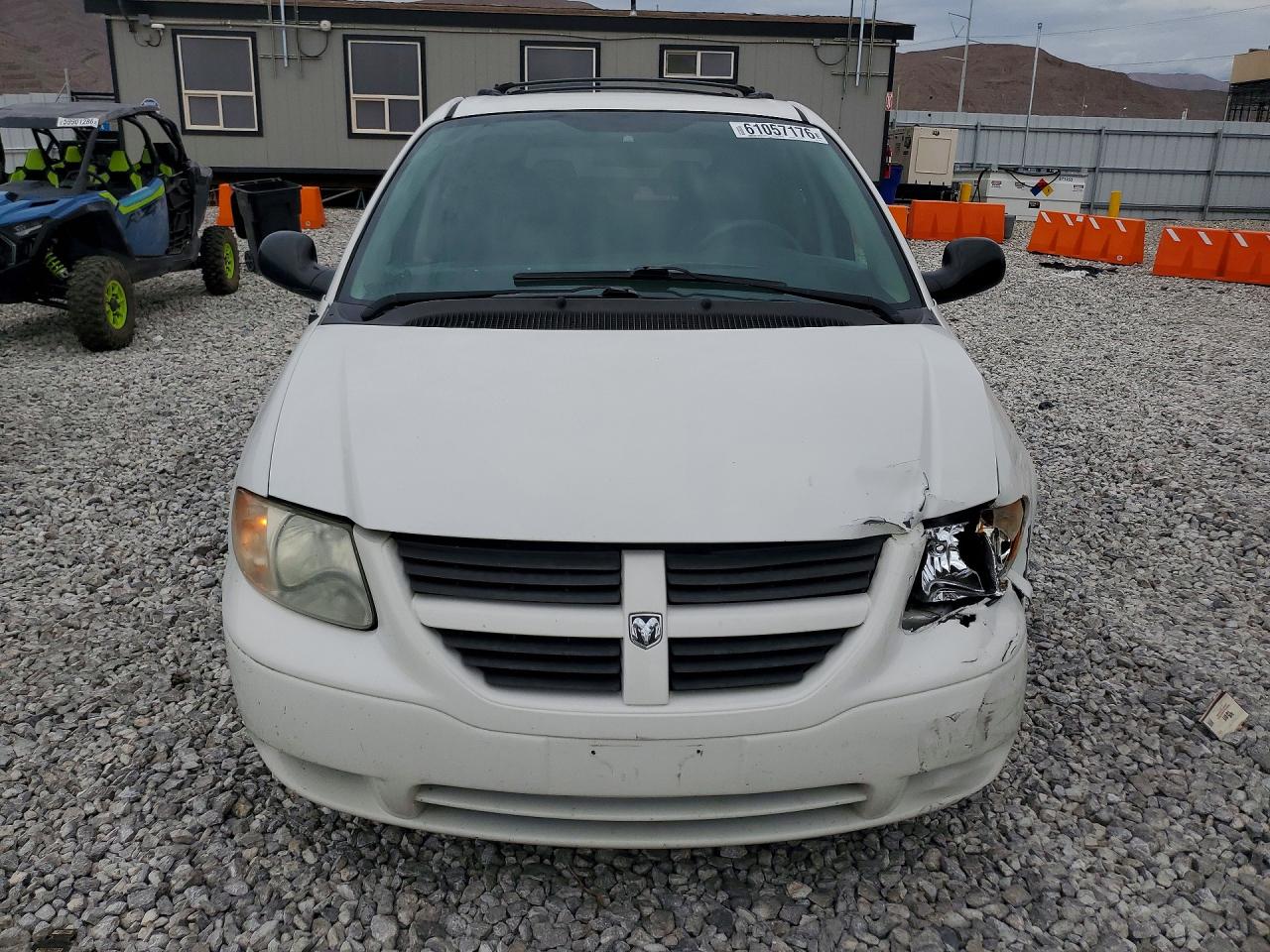 2006 Dodge Caravan Sxt White vin: 1D4GP45R26B609115
