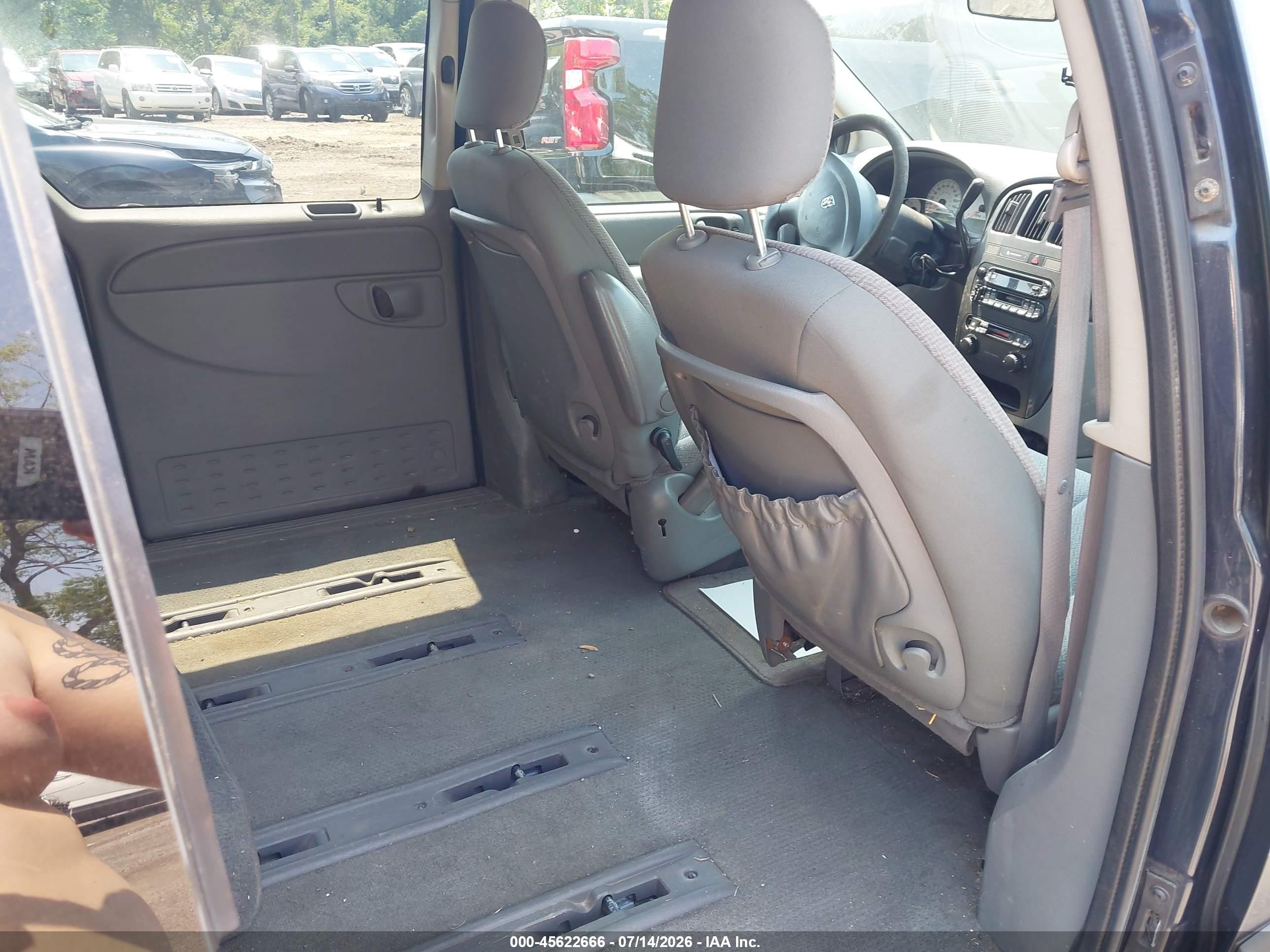 2007 Dodge Caravan Sxt Black vin: 1D4GP45R37B198437