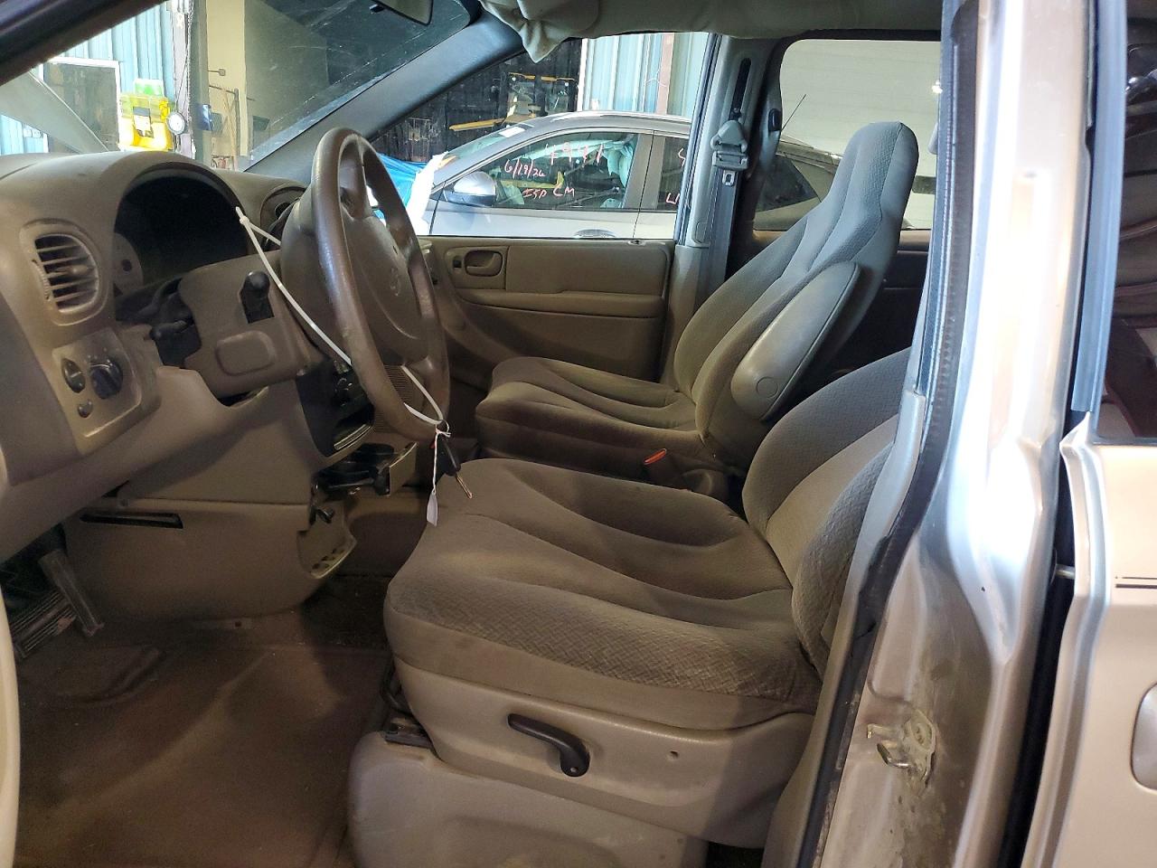 2004 Dodge Caravan Sxt Tan vin: 1D4GP45R44B509546