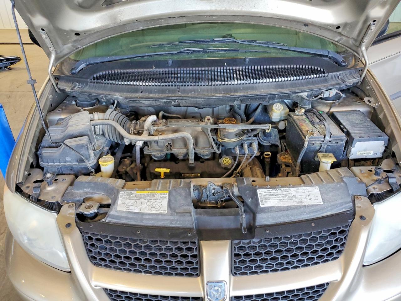 2004 Dodge Caravan Sxt Tan vin: 1D4GP45R44B509546