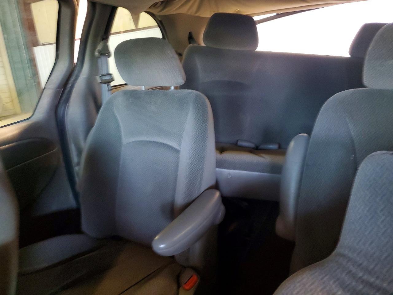 2004 Dodge Caravan Sxt Tan vin: 1D4GP45R44B509546