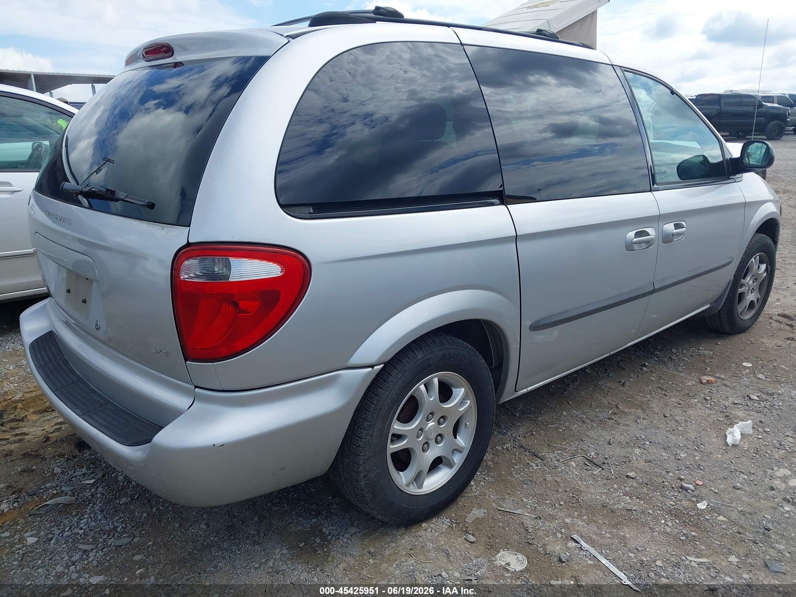 2004 Dodge Caravan Sxt Gray vin: 1D4GP45R44B512091