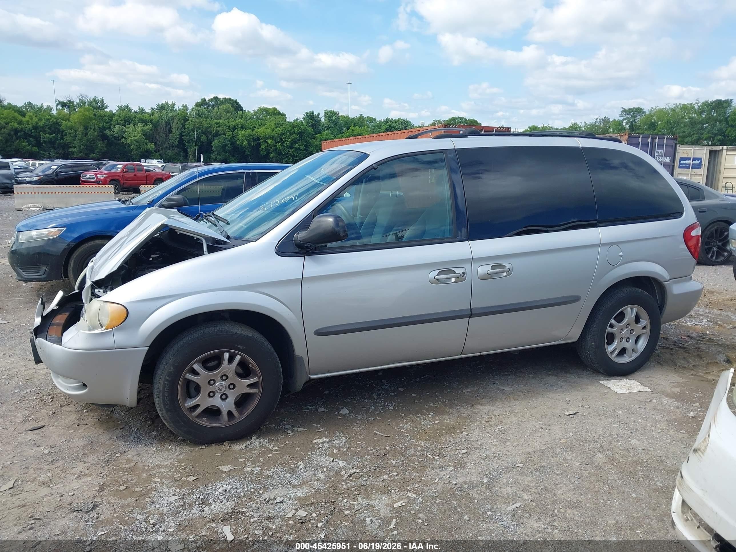 2004 Dodge Caravan Sxt Gray vin: 1D4GP45R44B512091