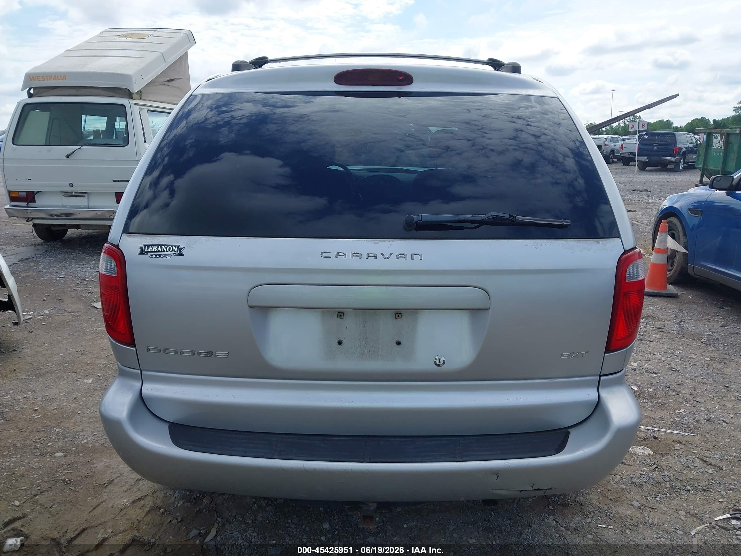 2004 Dodge Caravan Sxt Gray vin: 1D4GP45R44B512091