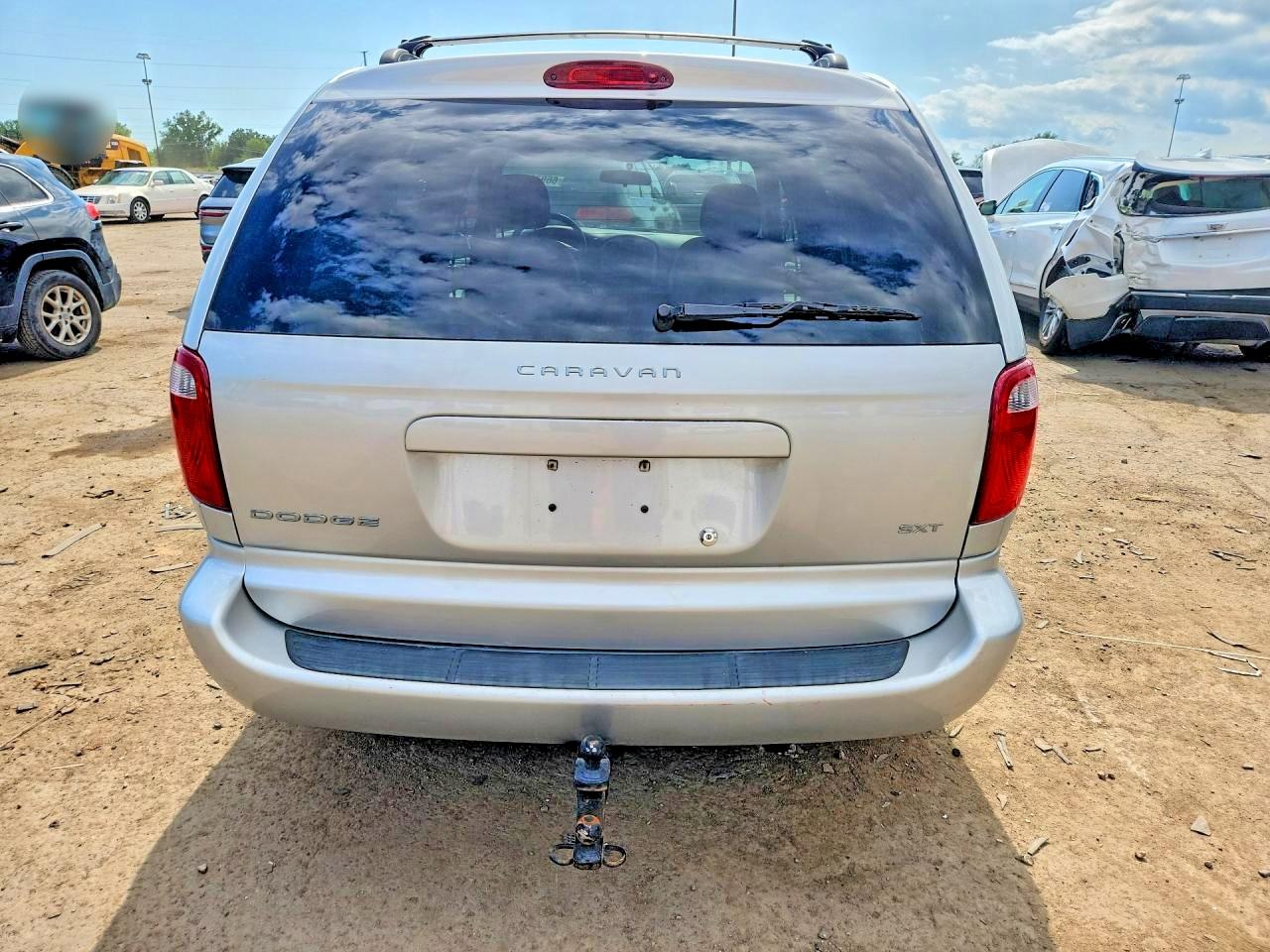 2007 Dodge Caravan Sxt Silver vin: 1D4GP45R57B186645