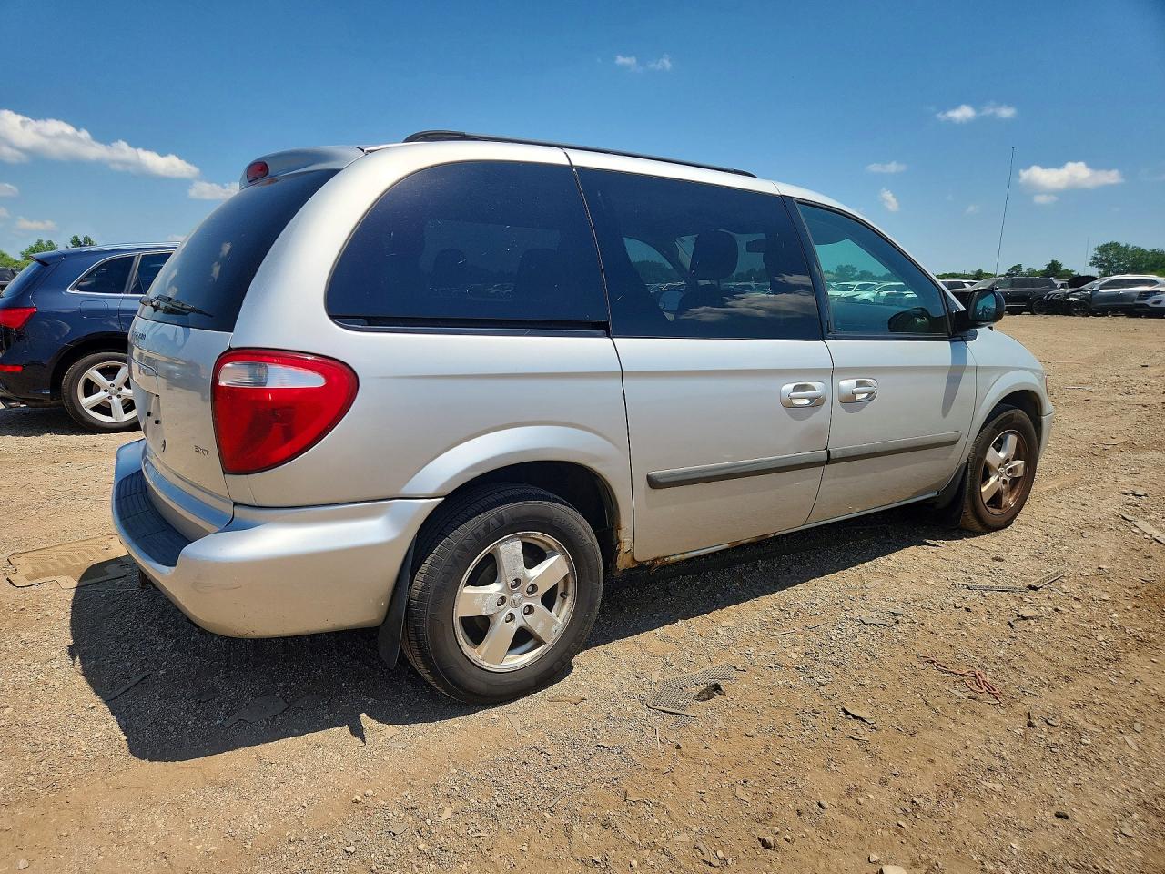 2007 Dodge Caravan Sxt Silver vin: 1D4GP45R57B239151