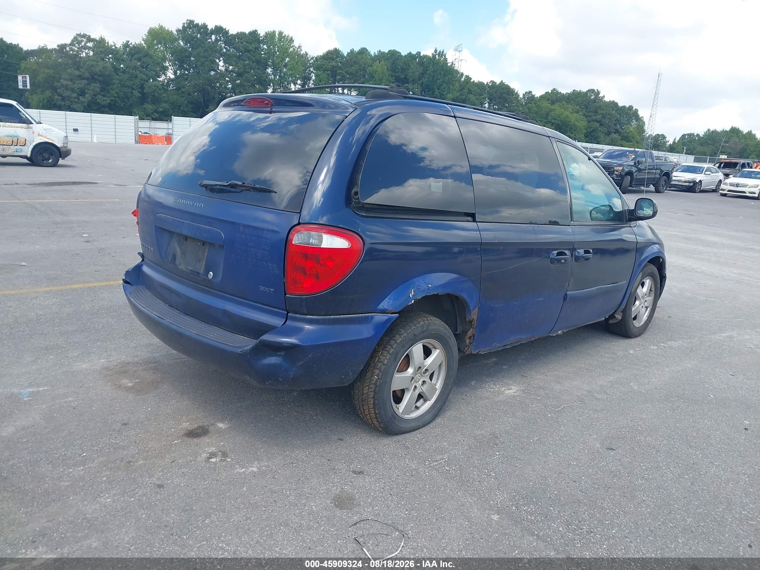 2005 Dodge Caravan Sxt Dark Blue vin: 1D4GP45R65B150539