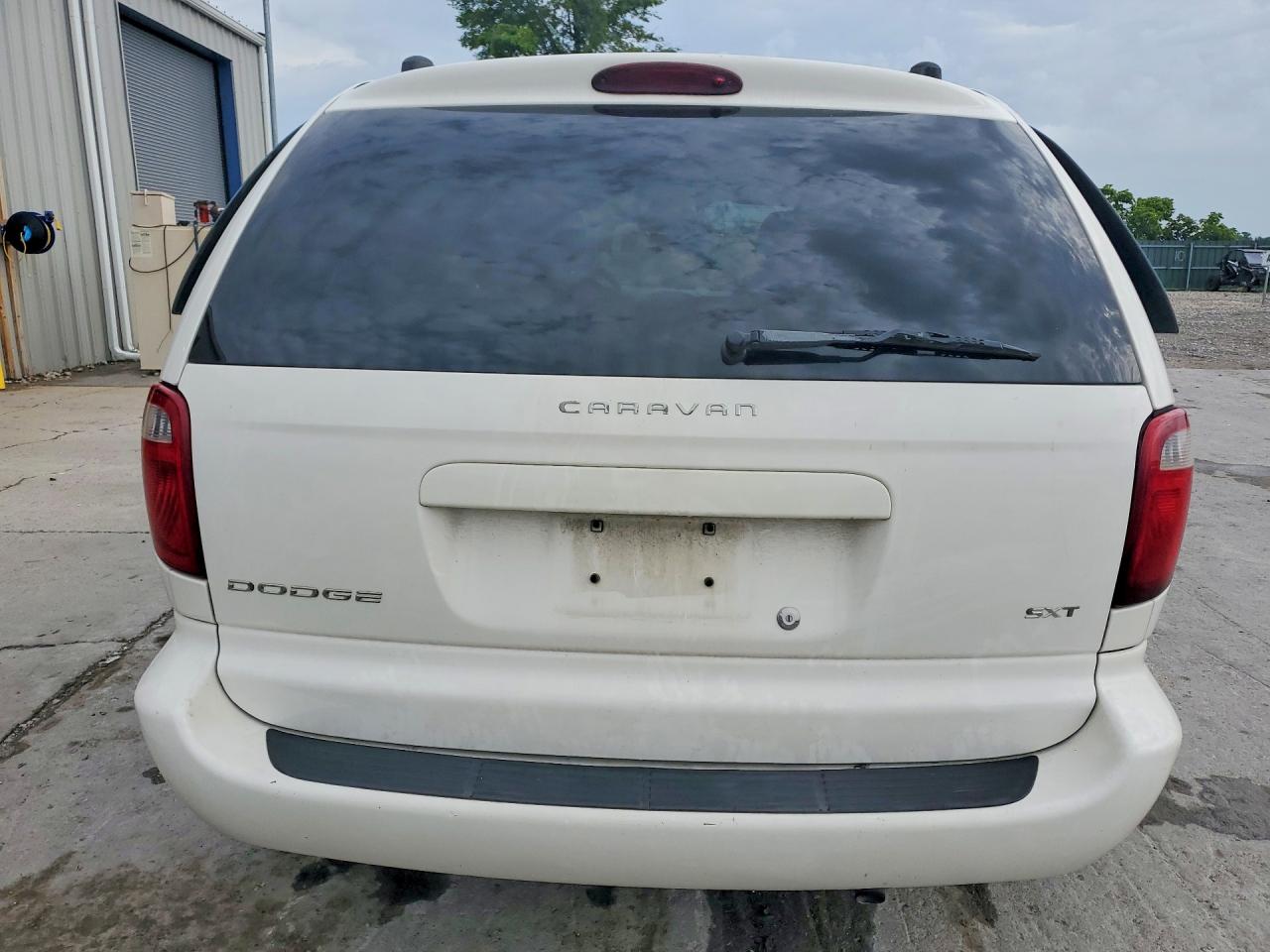 2004 Dodge Caravan Sxt White vin: 1D4GP45R74B527510