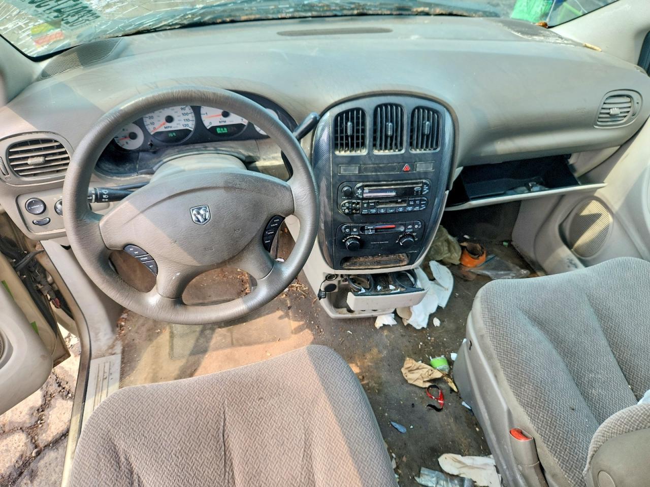 2005 Dodge Caravan Sxt Gold vin: 1D4GP45R75B182366