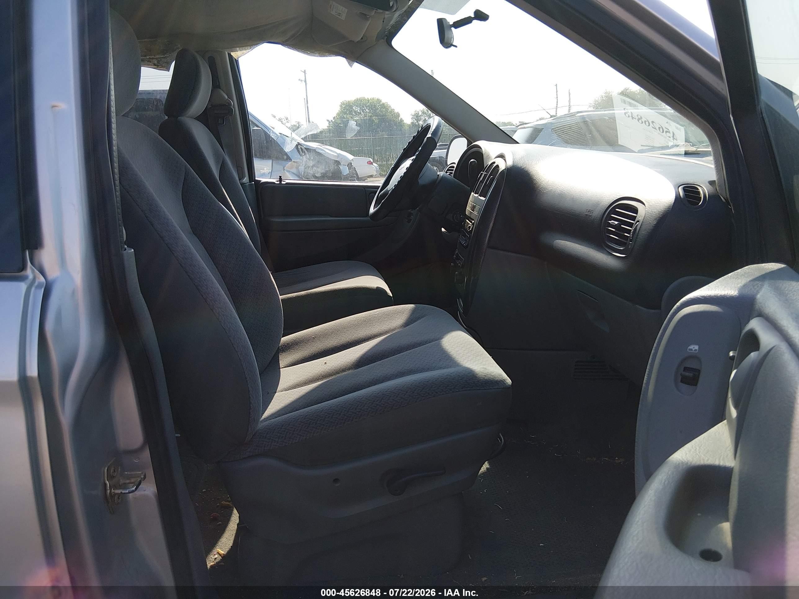 2006 Dodge Caravan Sxt Silver vin: 1D4GP45R76B501444