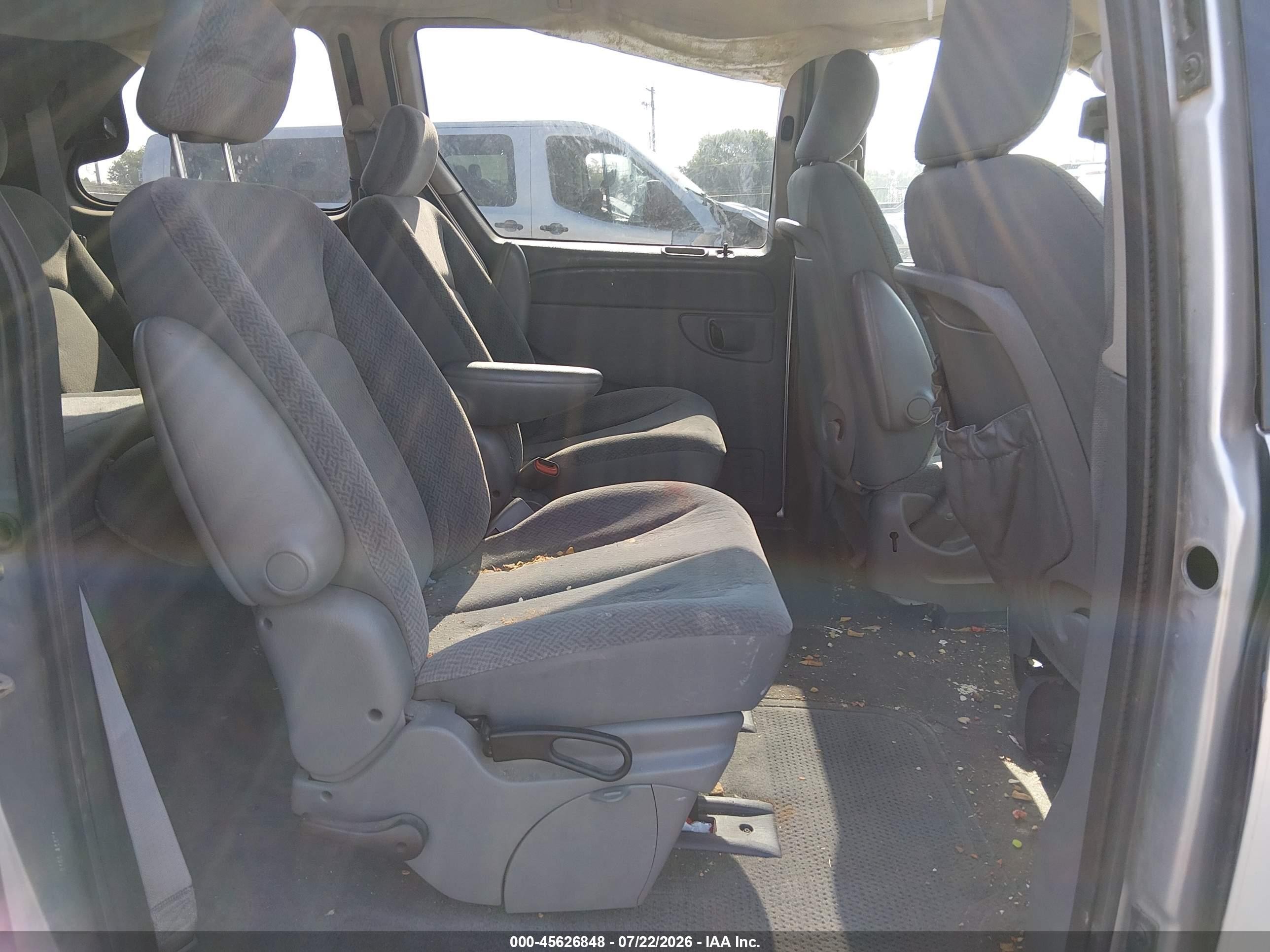 2006 Dodge Caravan Sxt Silver vin: 1D4GP45R76B501444