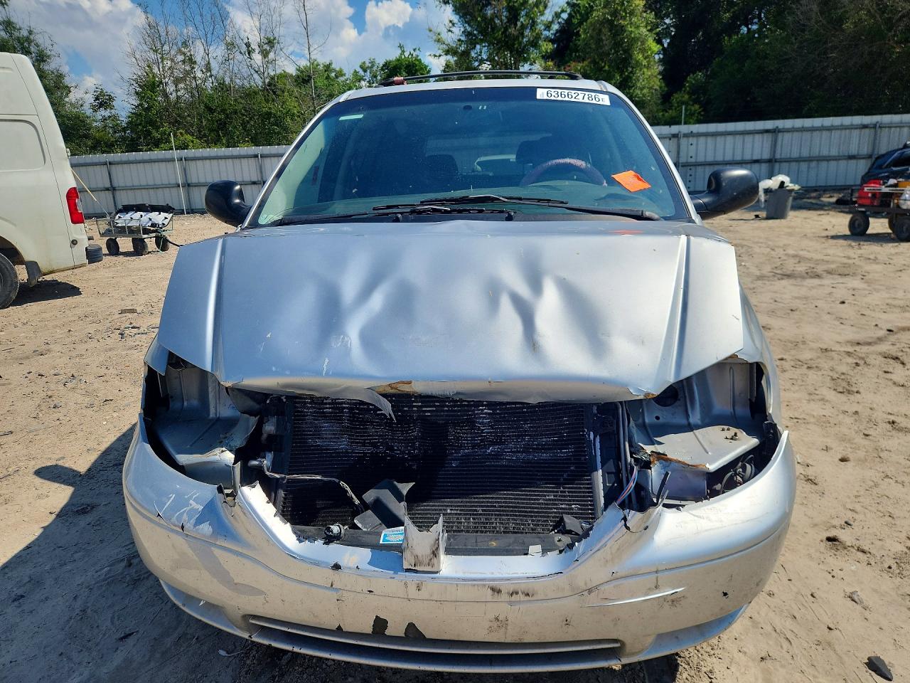 2006 Dodge Caravan Sxt Silver vin: 1D4GP45R76B629201