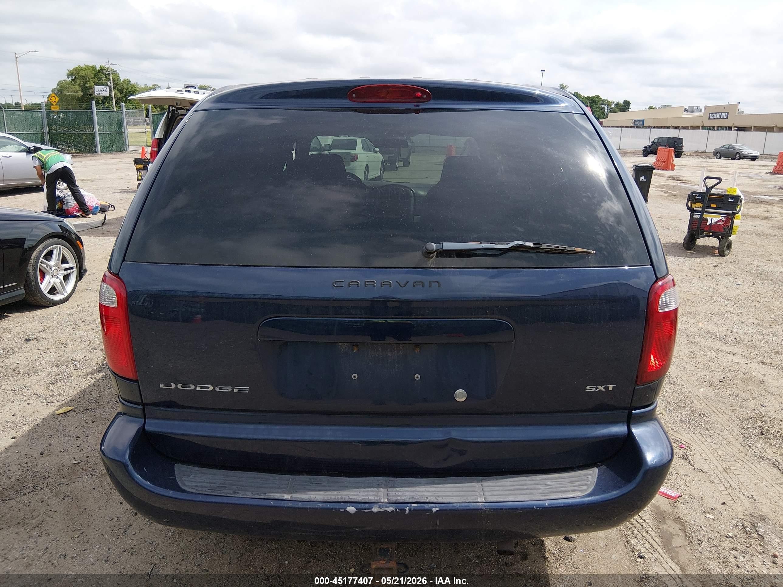 2005 Dodge Caravan Sxt Blue vin: 1D4GP45R95B118667