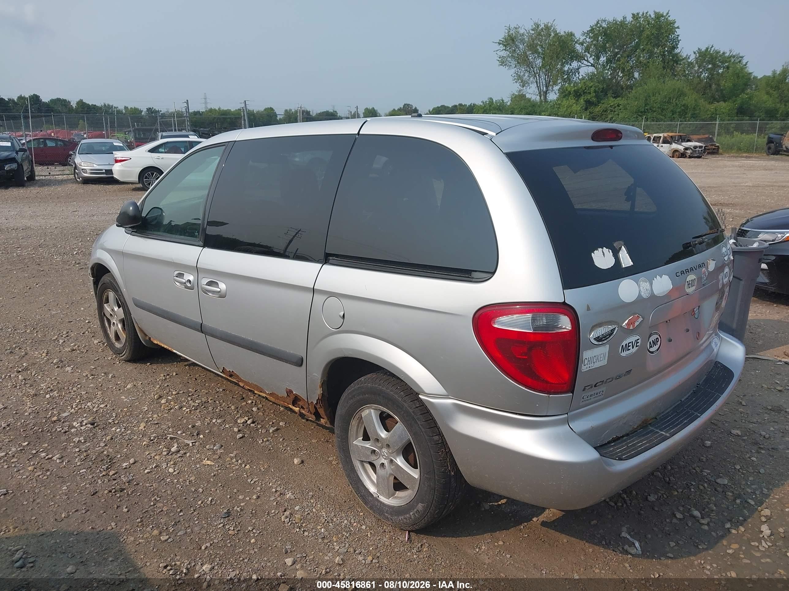 2005 Dodge Caravan Sxt Серебряный vin: 1D4GP45R95B401862