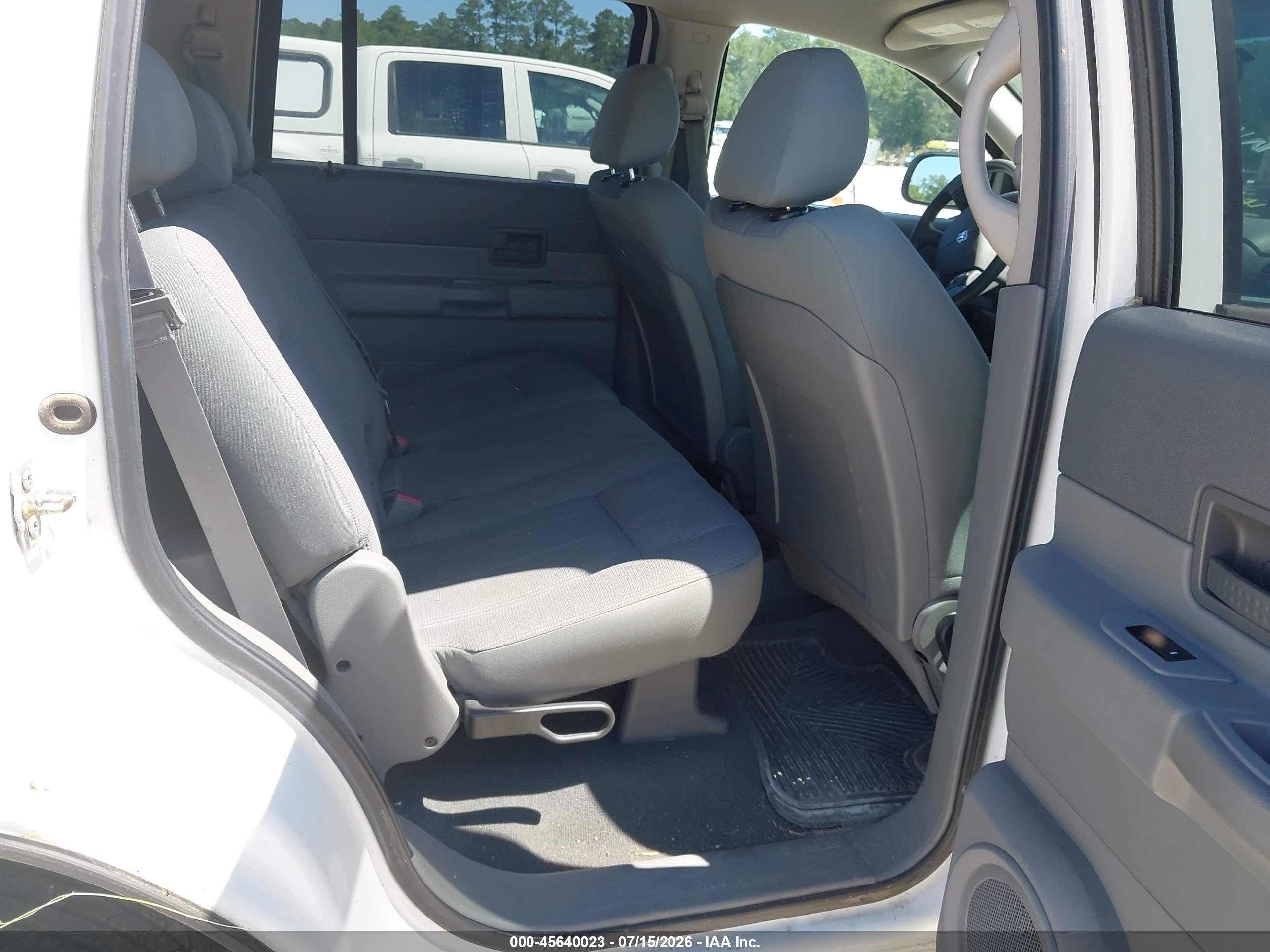 2006 Dodge Durango Sxt White vin: 1D4HB38N46F190148