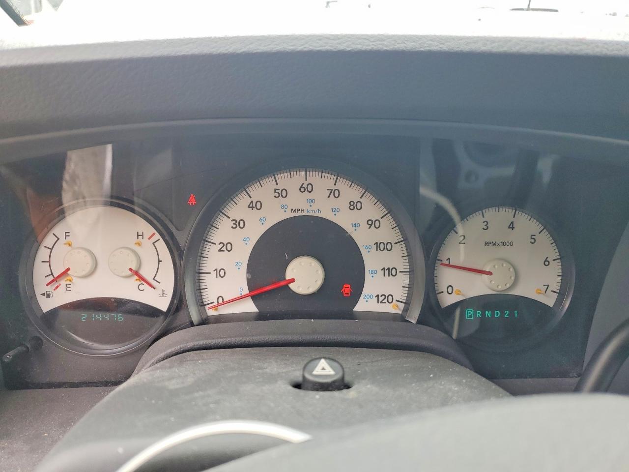 2004 Dodge Durango St Silver vin: 1D4HB38N84F143203