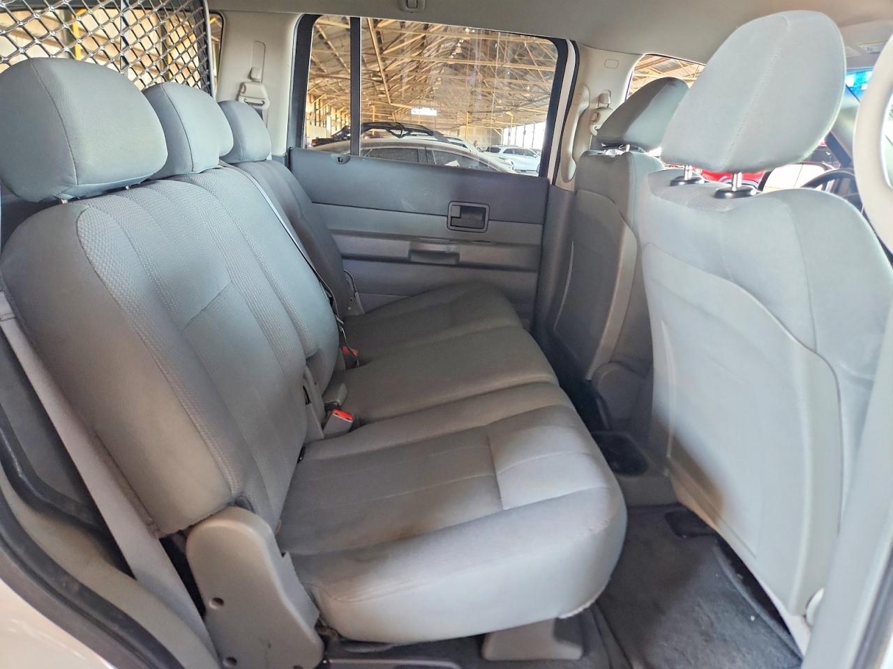 2006 Dodge Durango Sxt White vin: 1D4HB38N96F158778