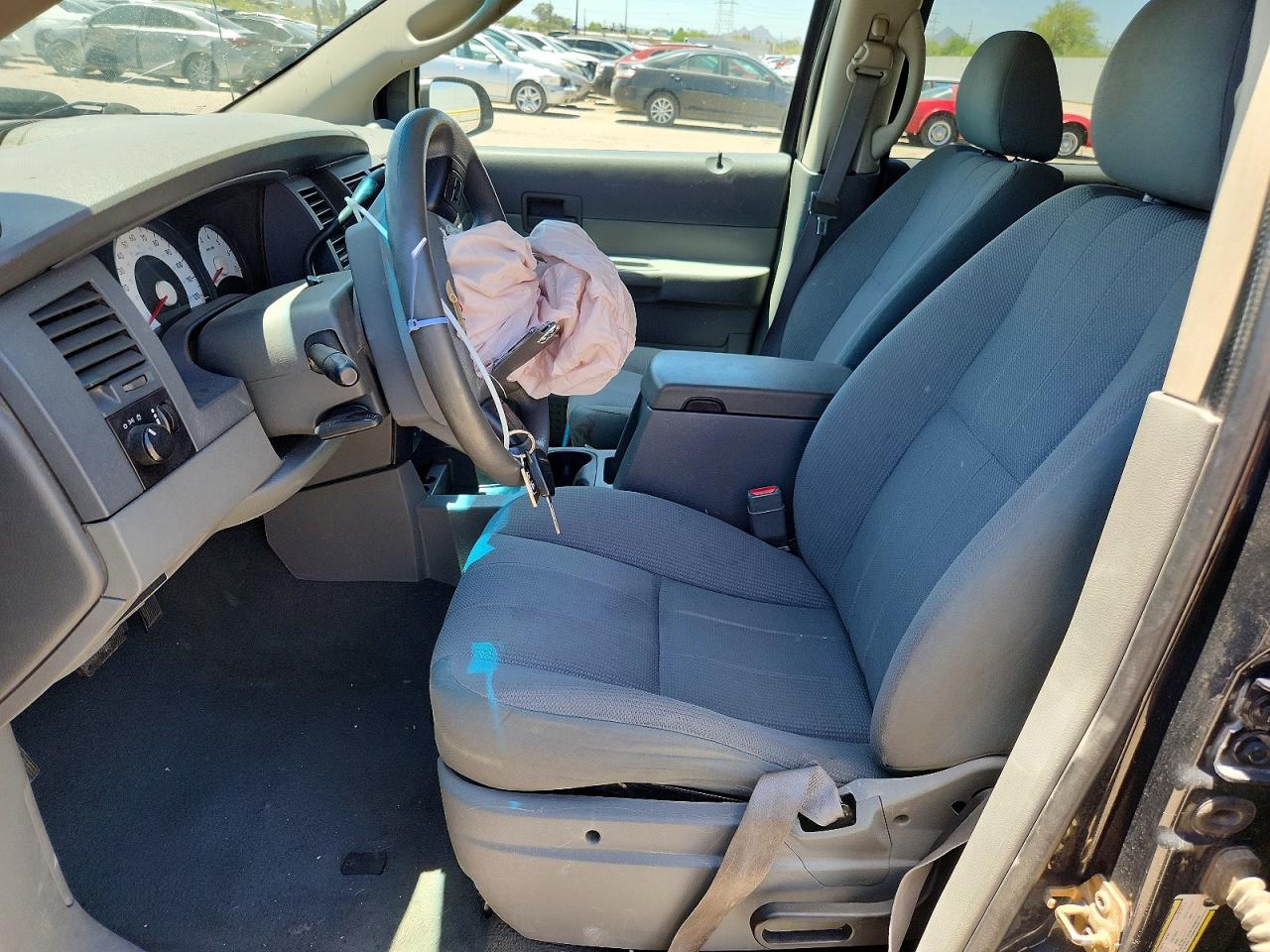 2006 Dodge Durango Sxt Black vin: 1D4HB38N96F172681