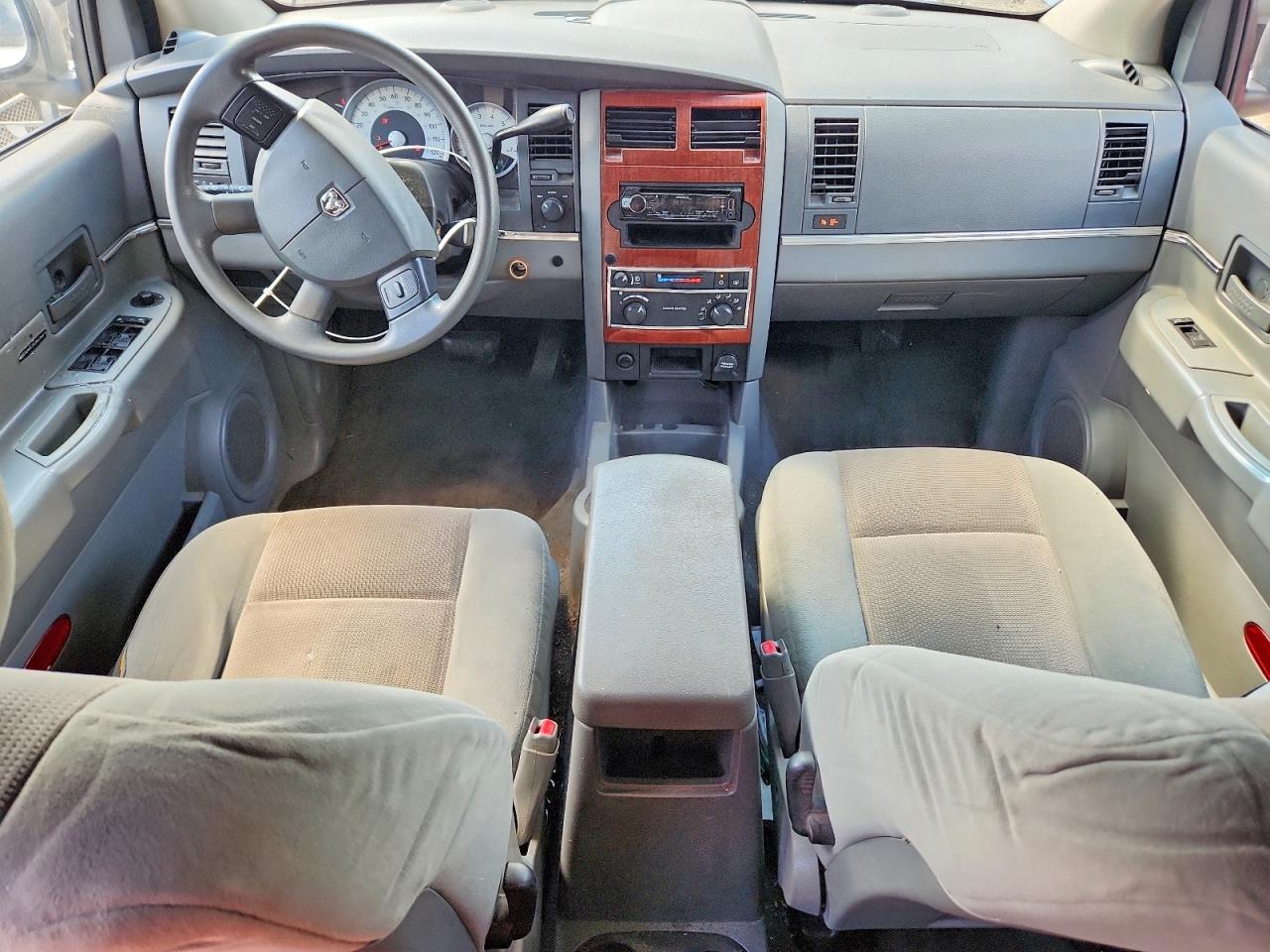2005 Dodge Durango St Silver vin: 1D4HB38NX5F586065
