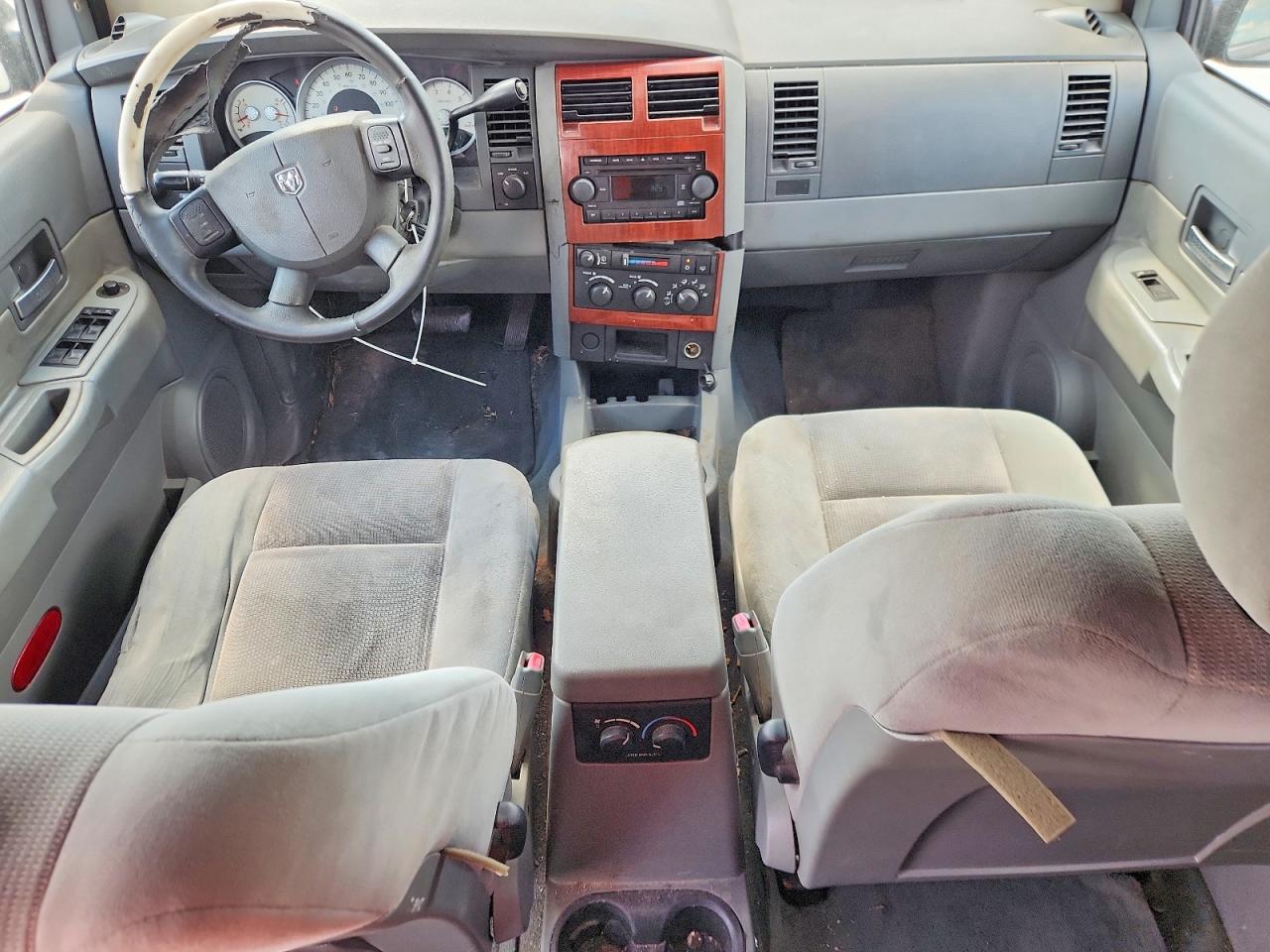 2005 Dodge Durango Slt Серый vin: 1D4HB48D05F513445